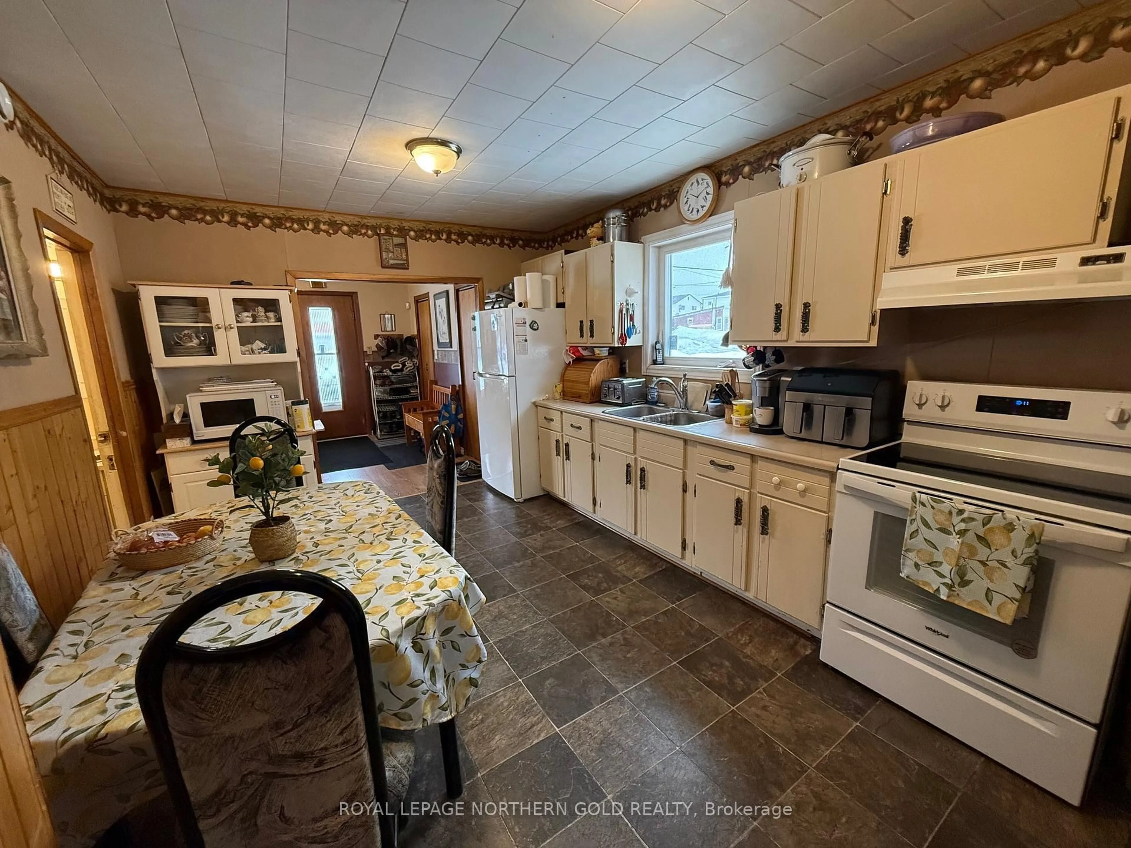 Standard kitchen, ceramic/tile floor for 26 Mc Camus Ave, Kirkland Lake Ontario P2N 2J5
