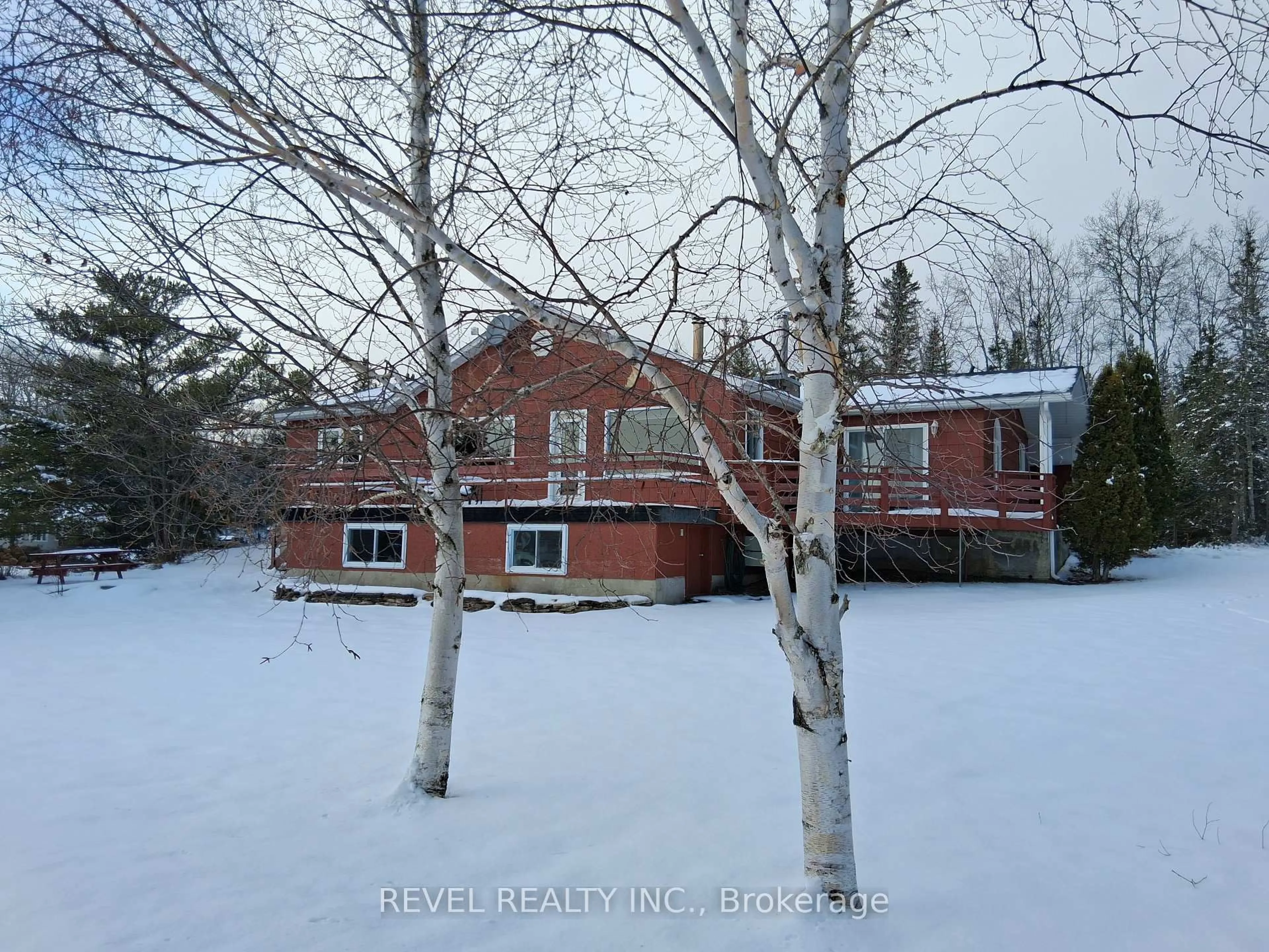 A pic from outside/outdoor area/front of a property/back of a property/a pic from drone, unknown for 614 Shunsby Rd, Kirkland Lake Ontario P0K 1S0