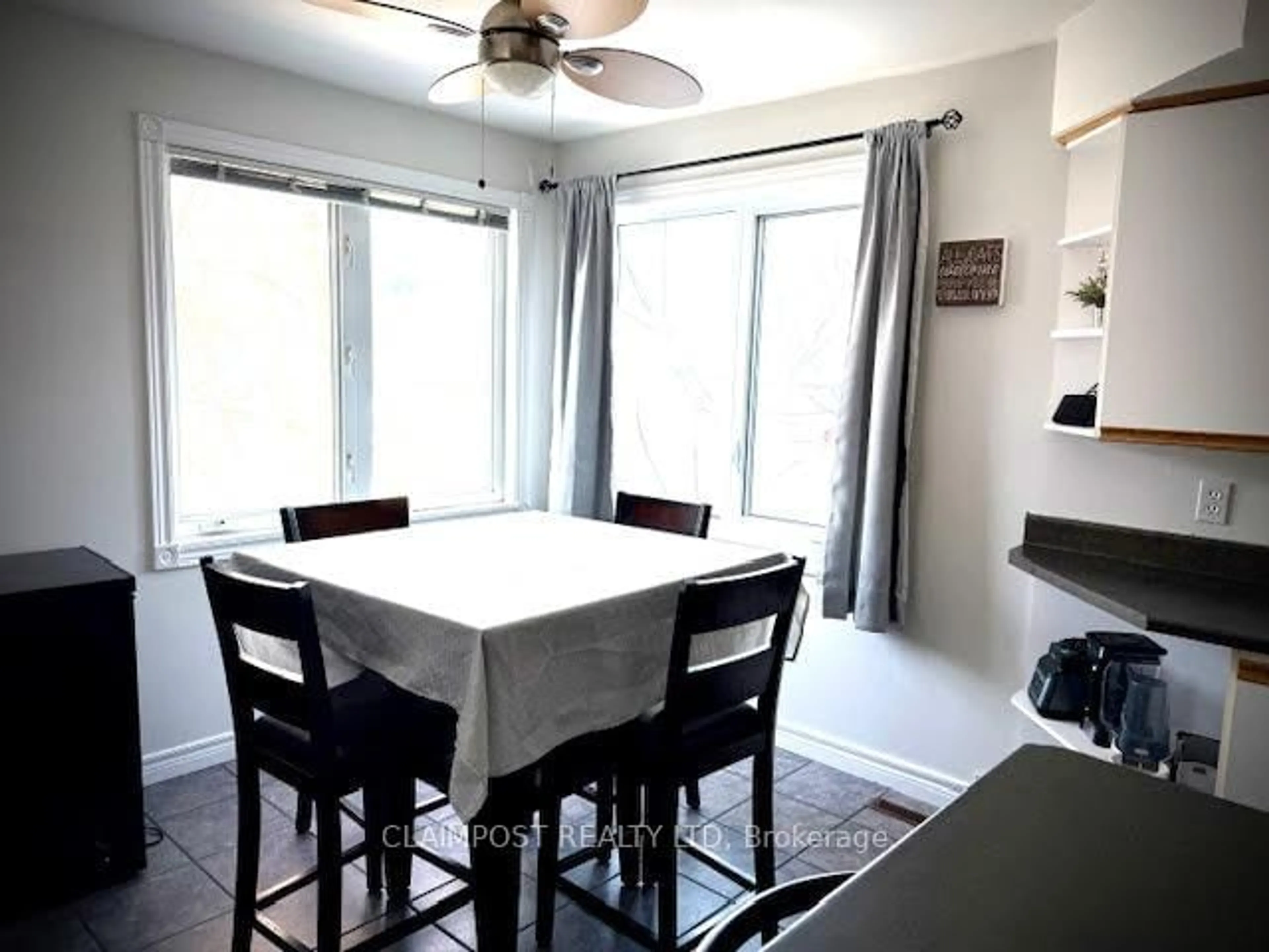 A pic of a room for 414 James Ave, Timmins Ontario P4N 5T2