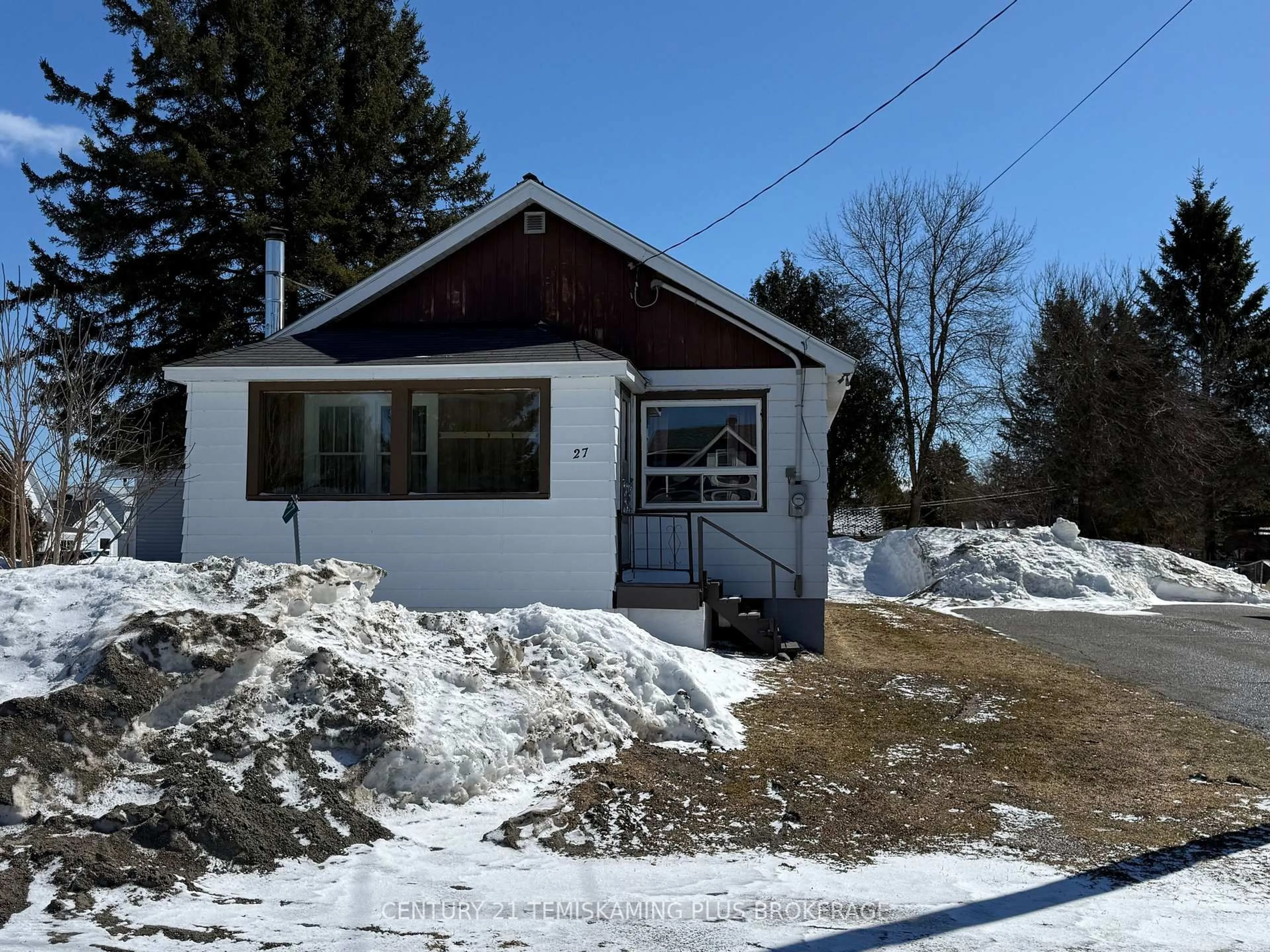 Unknown for 27 Market St, Kirkland Lake Ontario P0K 1L0