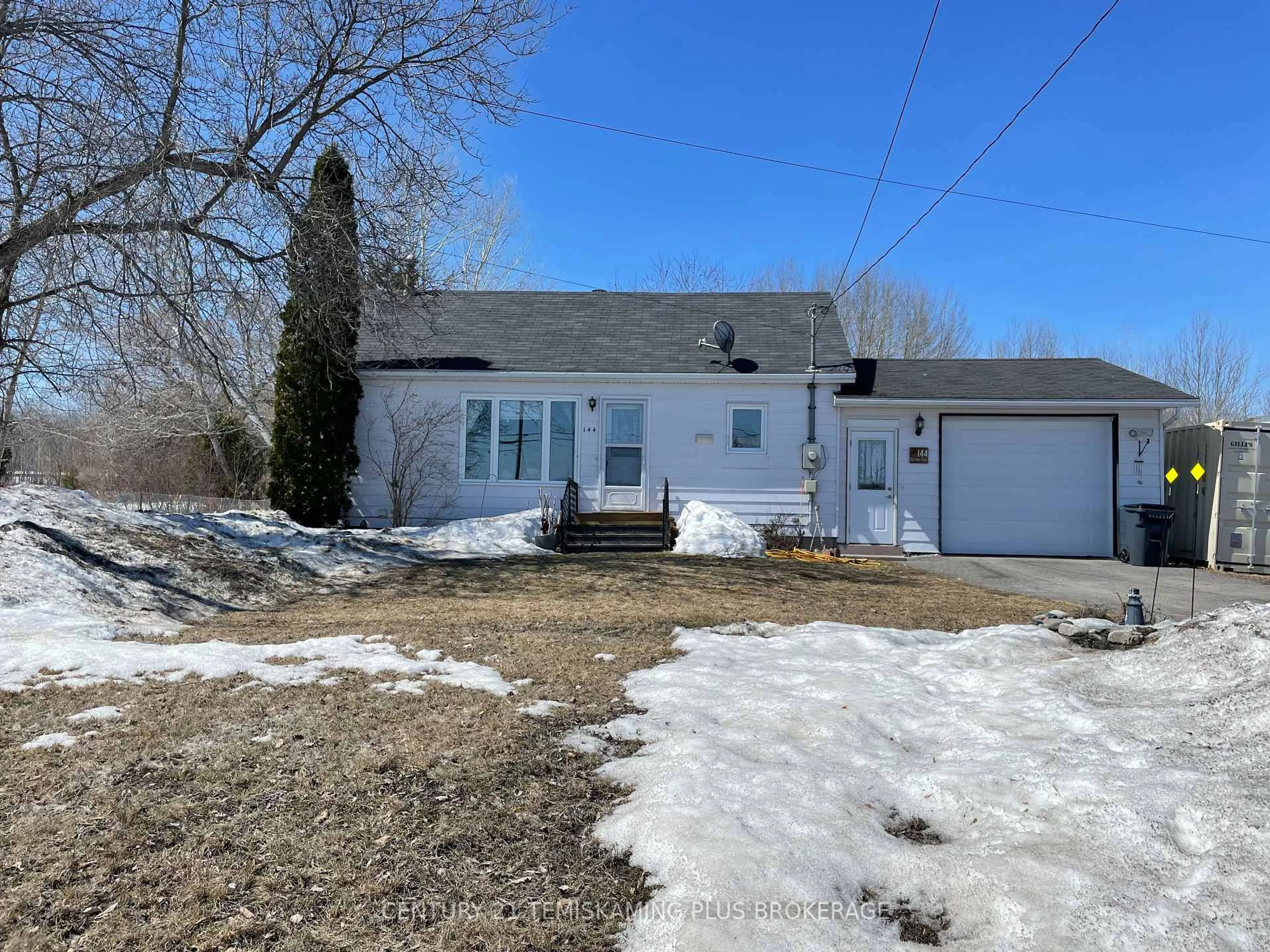 A pic from outside/outdoor area/front of a property/back of a property/a pic from drone, street for 144 Rorke Ave, Temiskaming Shores Ontario P0J 1K0