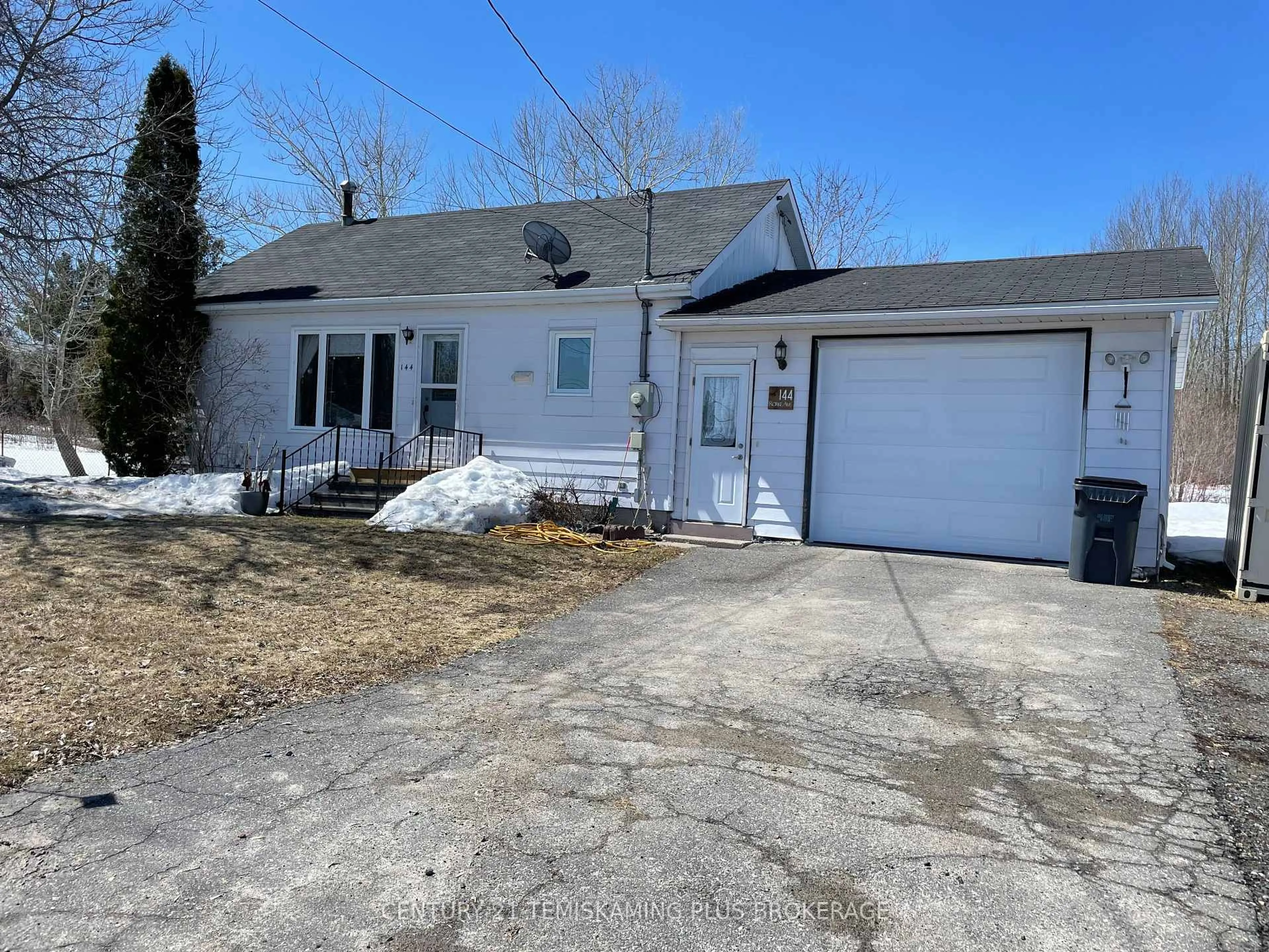 A pic from outside/outdoor area/front of a property/back of a property/a pic from drone, street for 144 Rorke Ave, Temiskaming Shores Ontario P0J 1K0