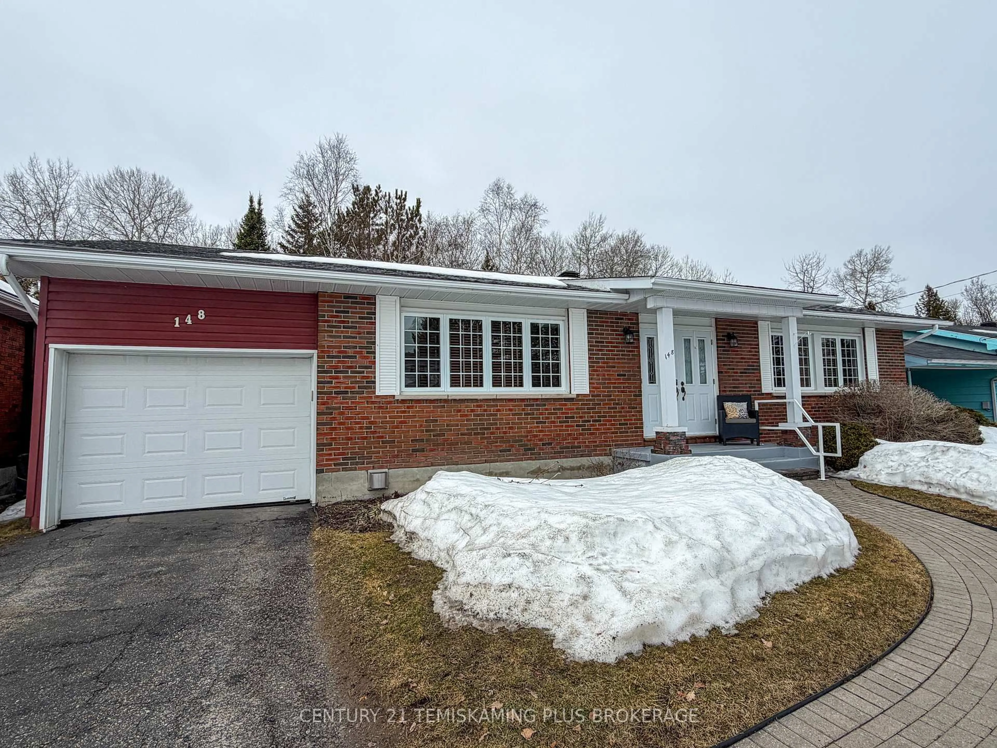 Home with brick exterior material, street for 148 Jaffray St, Temiskaming Shores Ontario P0J 1P0