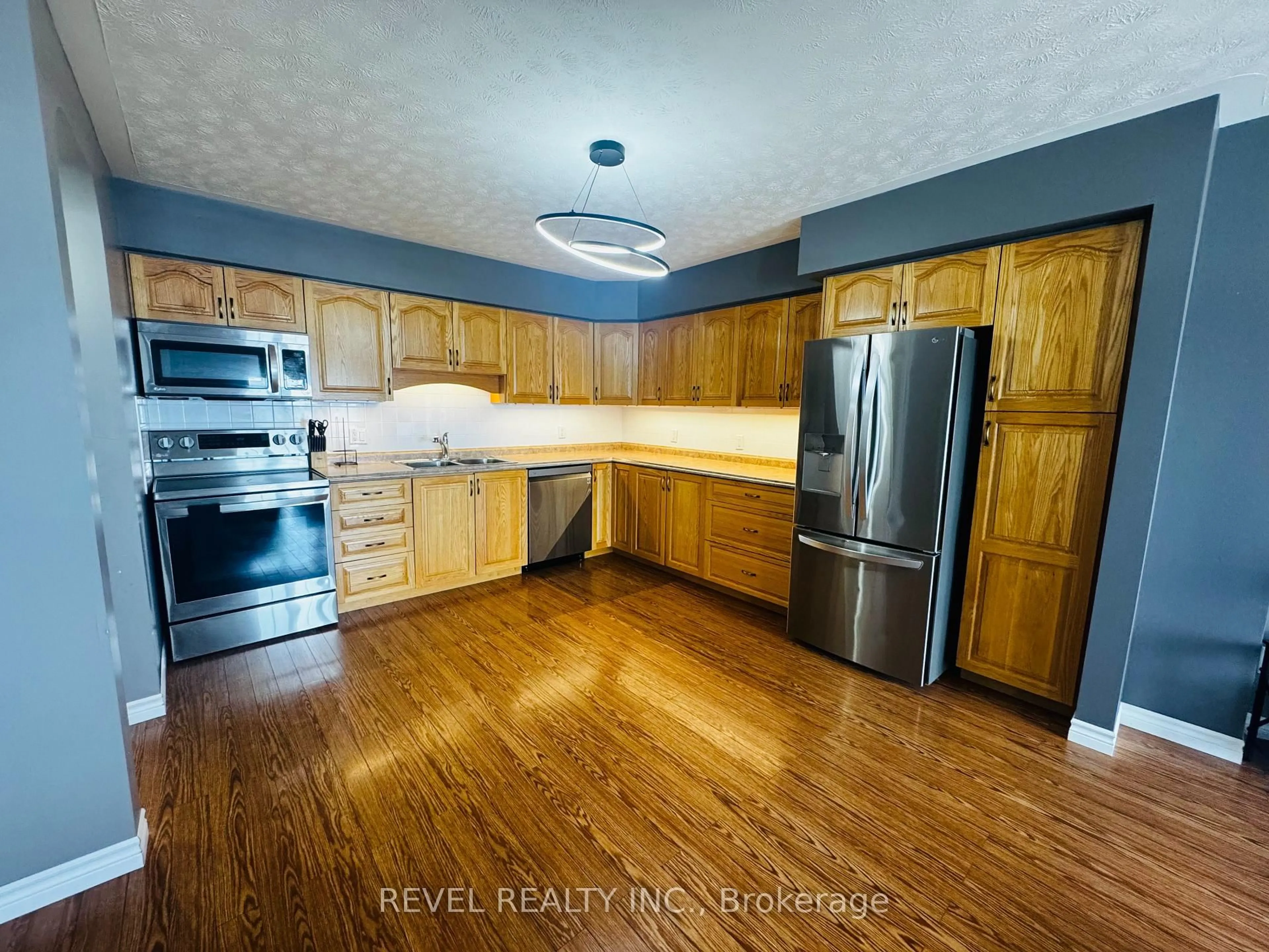 Unknown for 630 Lonergan Blvd #Unit 404, Timmins Ontario P4P 1H3