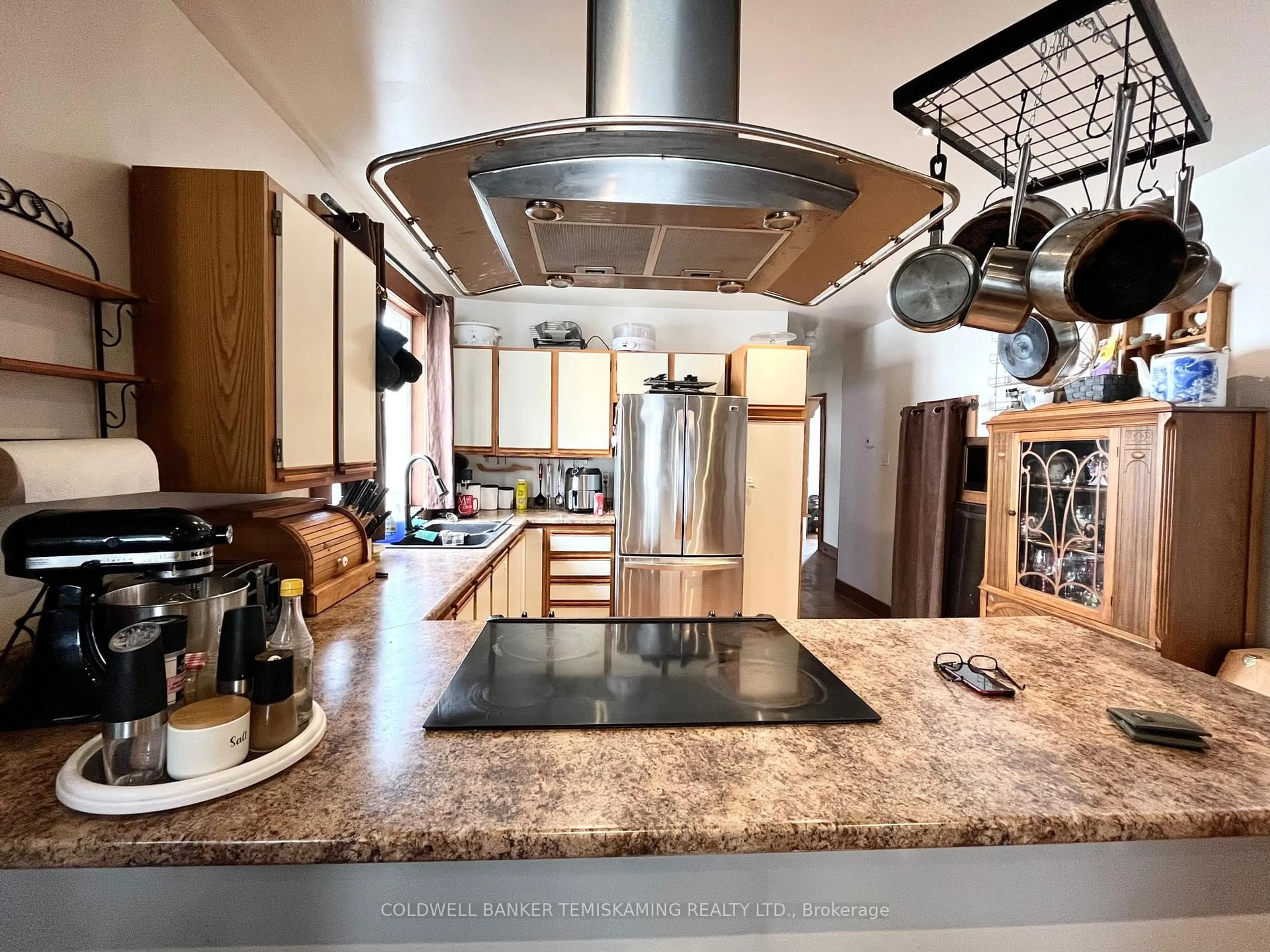 Contemporary kitchen, ceramic/tile floor for 39 Comfort St, Kirkland Lake Ontario P2N 3B1