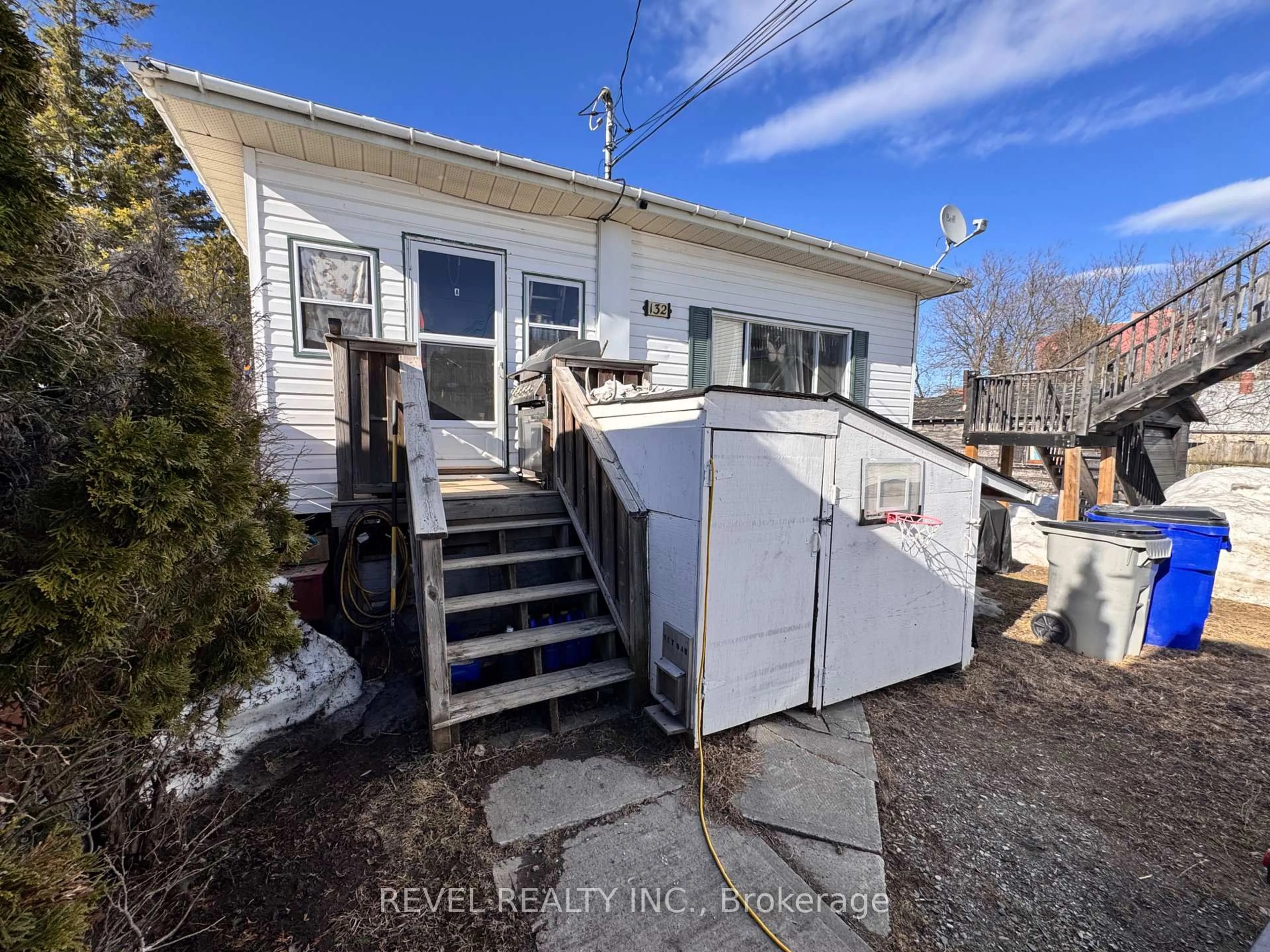 A pic from outside/outdoor area/front of a property/back of a property/a pic from drone, street for 132 Bruce Ave, Timmins Ontario P0N 1H0