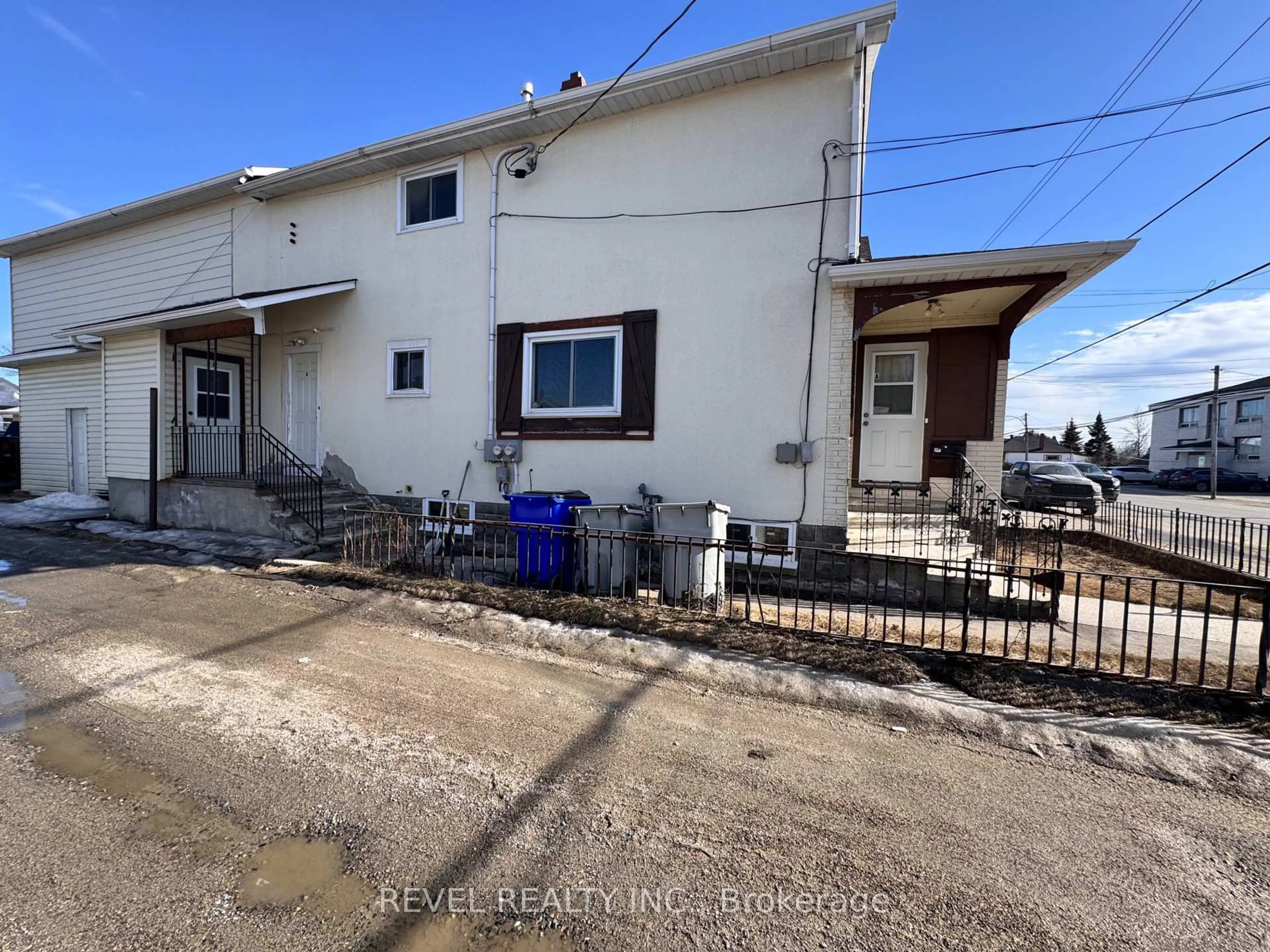 Unknown for 388 Pine St, Timmins Ontario P4N 2L3