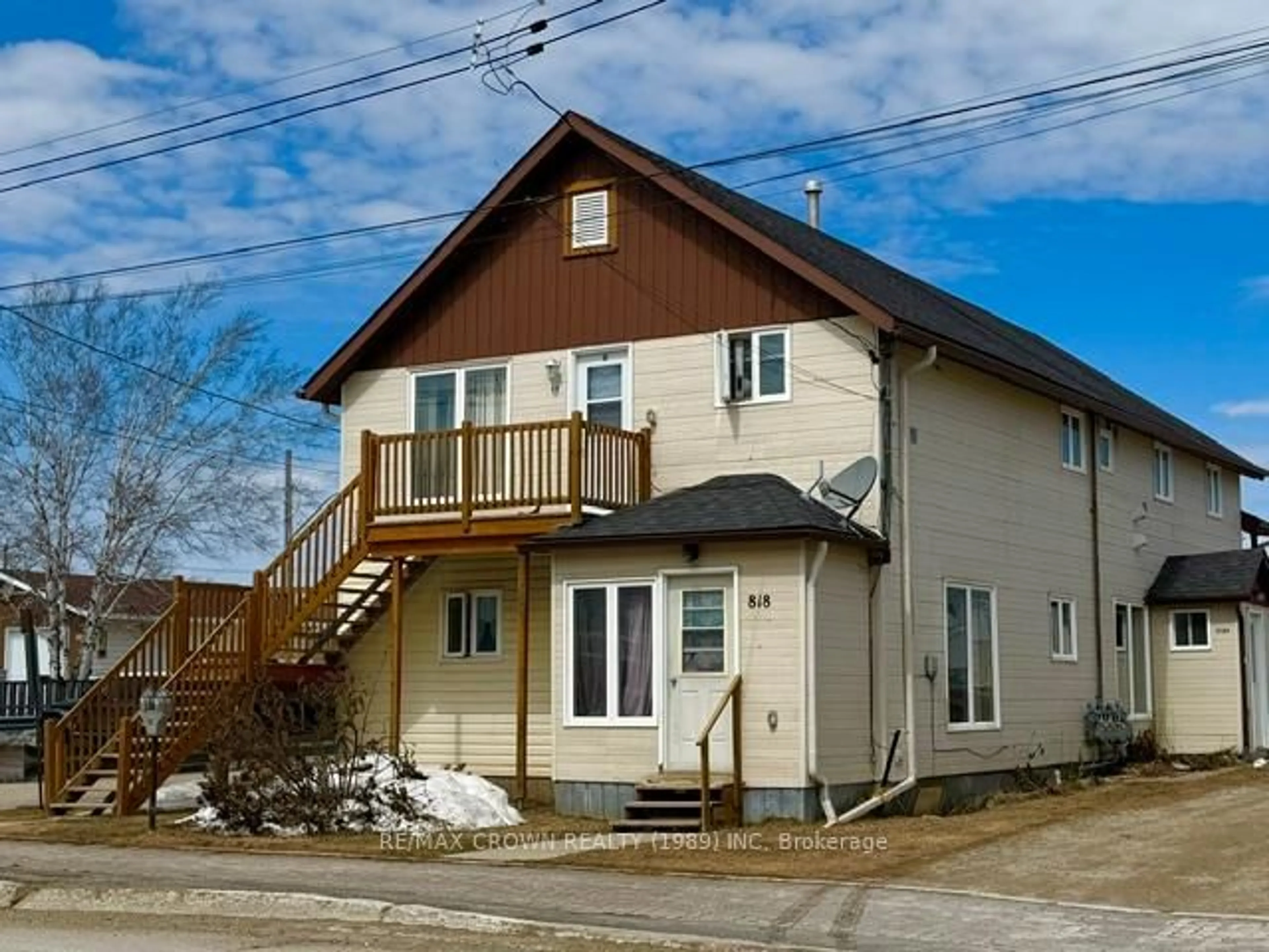 Unknown for 818 Prince St, Hearst Ontario P0L 1N0