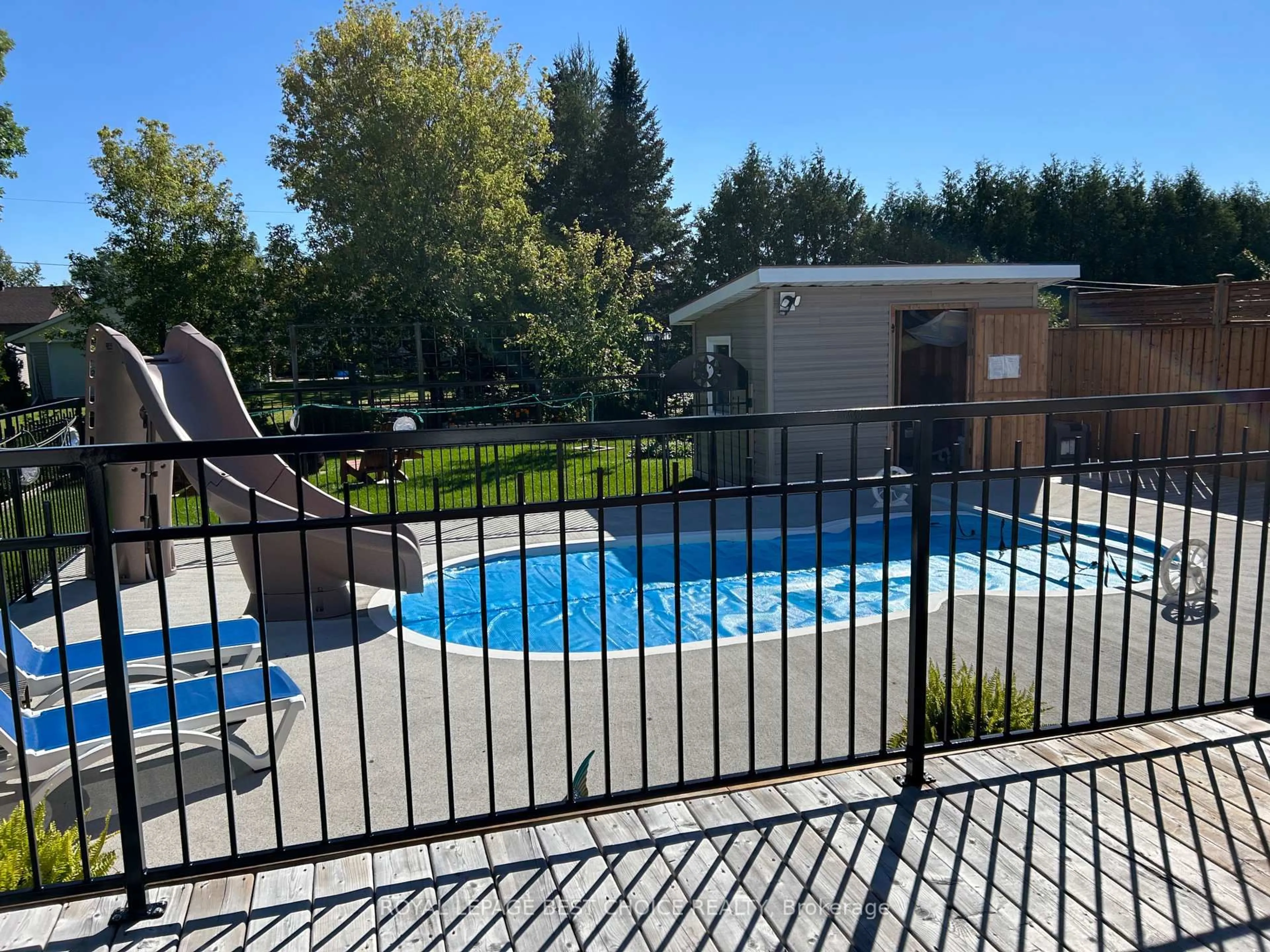 Pool for 260 Rondeau Rd, Temiskaming Shores Ontario P0J 1P0