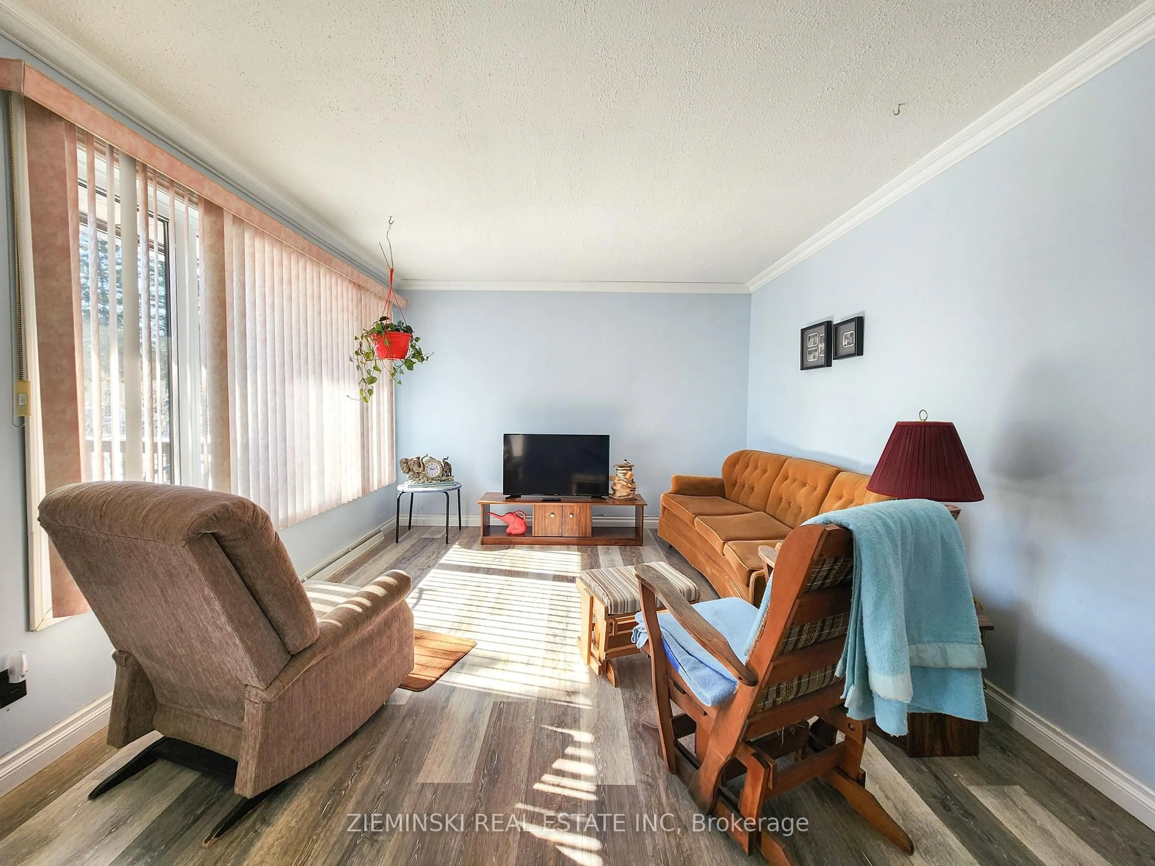 Living room with furniture, unknown for 120 Picadilly Circ, Iroquois Falls Ontario P0K 1E0