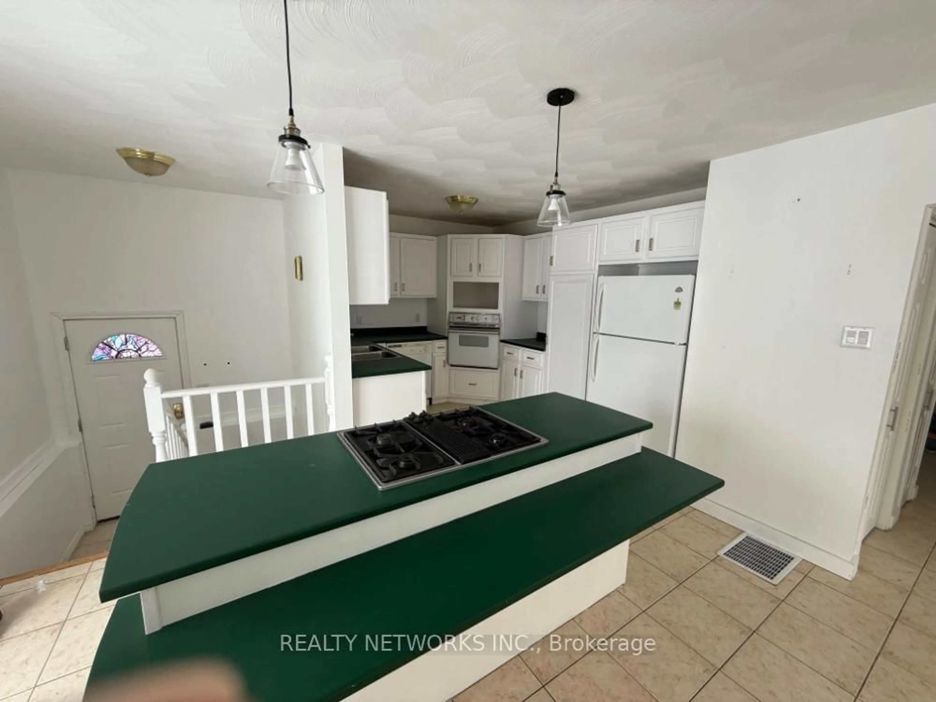 Standard kitchen, unknown for 364 Craig St, Timmins Ontario P4N 4A8
