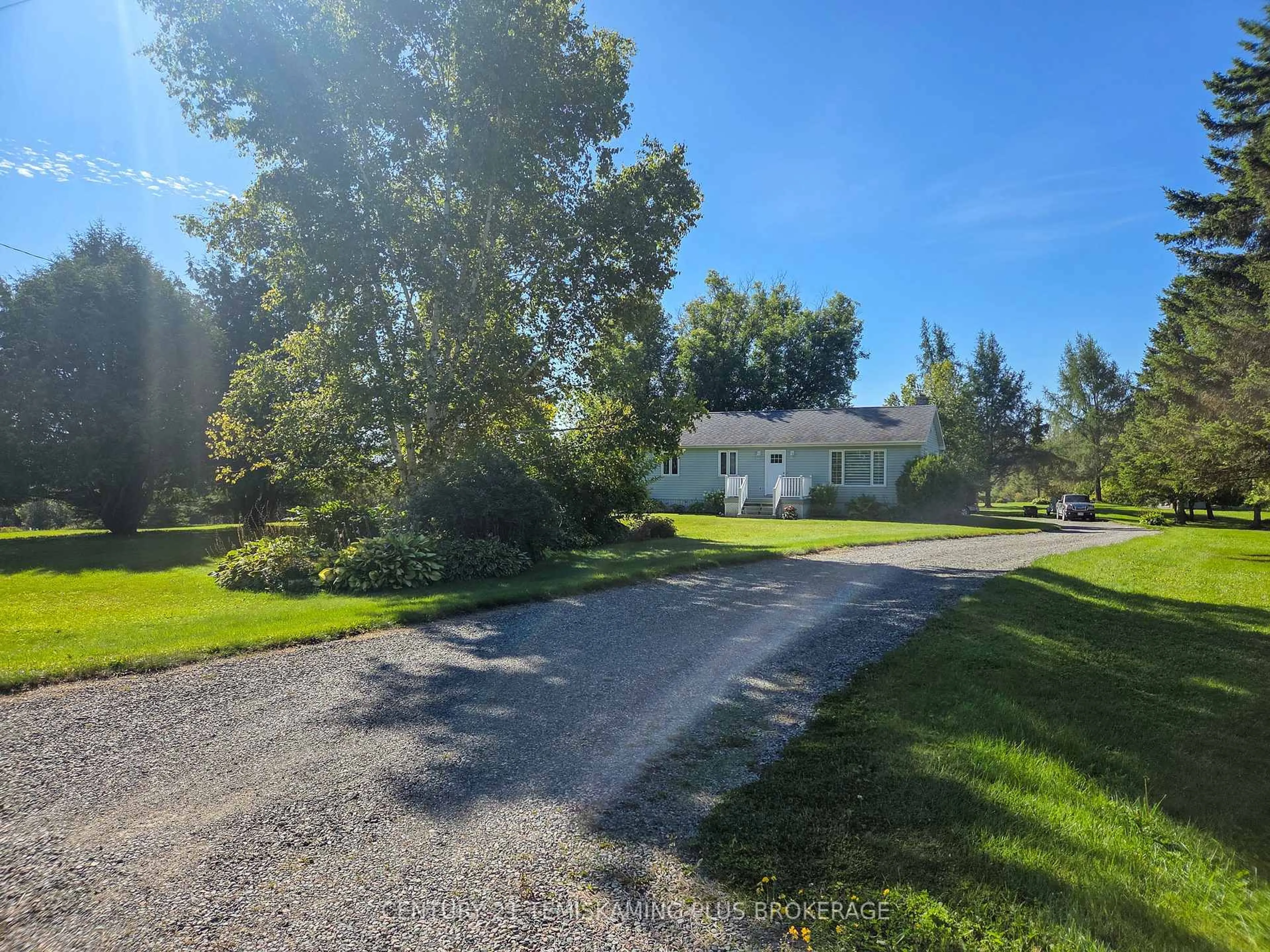 A pic from outside/outdoor area/front of a property/back of a property/a pic from drone, unknown for 427324 Chamberlain 3 Rd, Englehart Ontario P0J 1H0