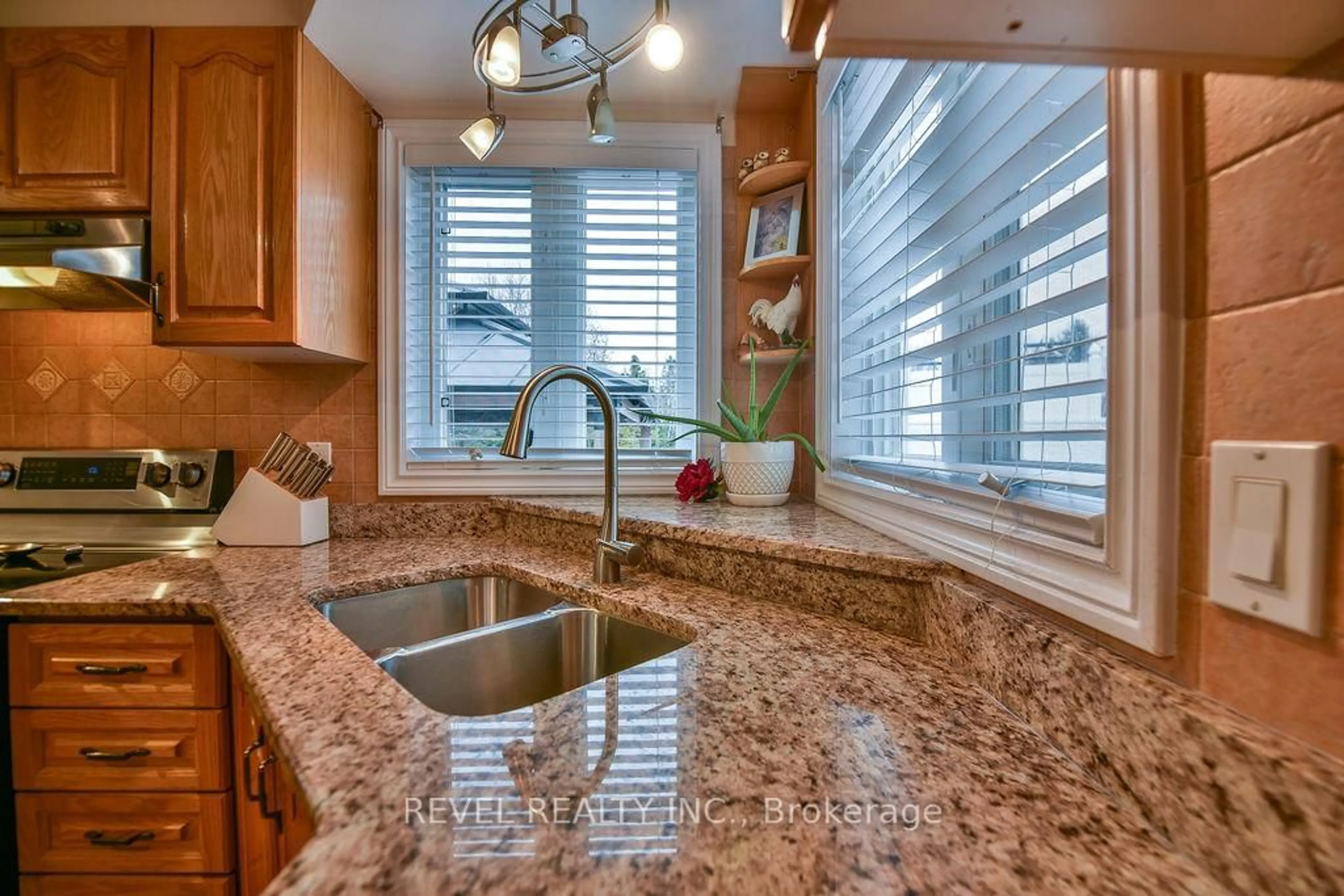 Contemporary kitchen, ceramic/tile floor for 800 Lavigne Blvd, Timmins Ontario P4N 8S5