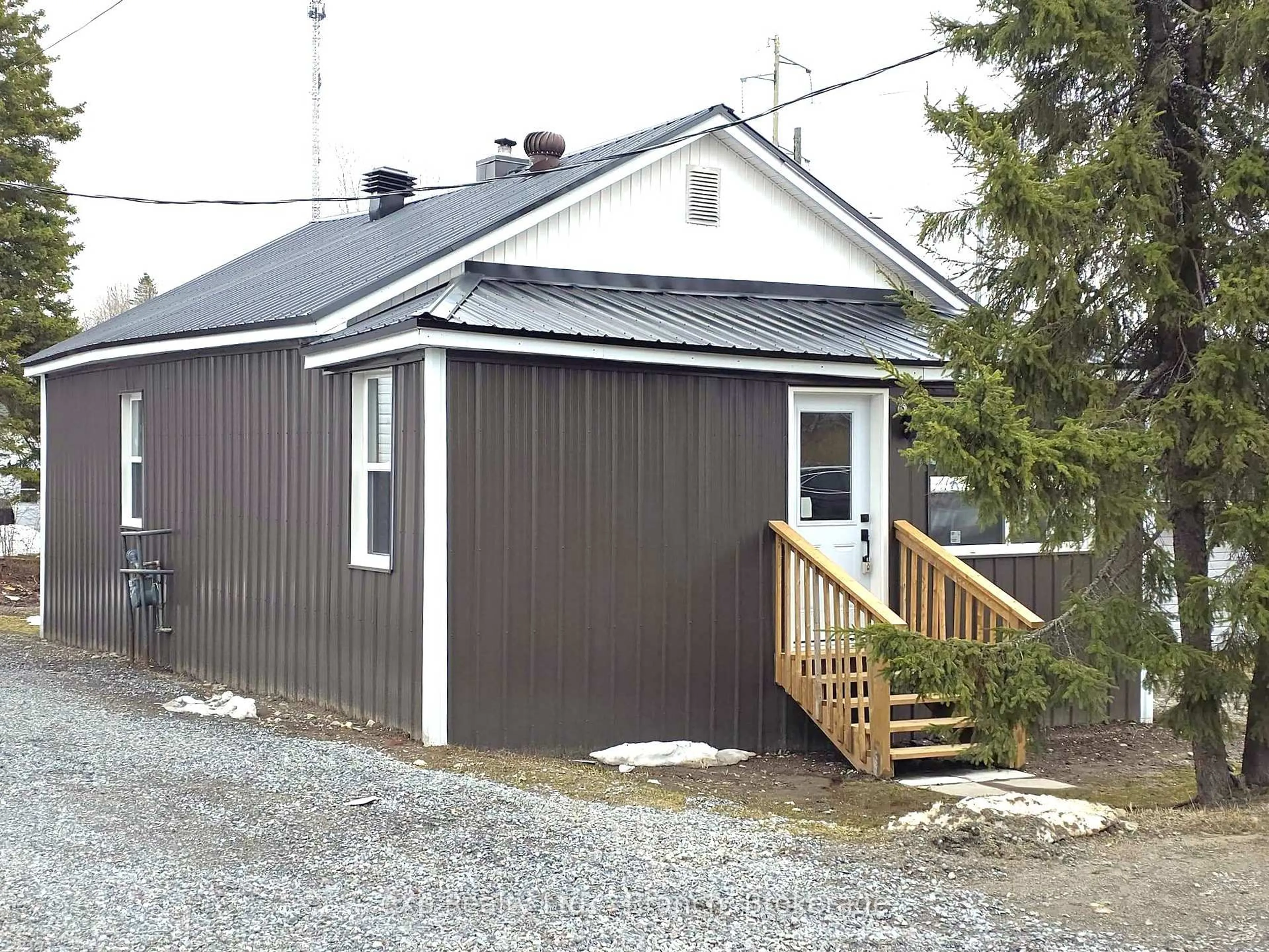 Shed for 6 Wilson Ave, Kirkland Lake Ontario P2N 1J7