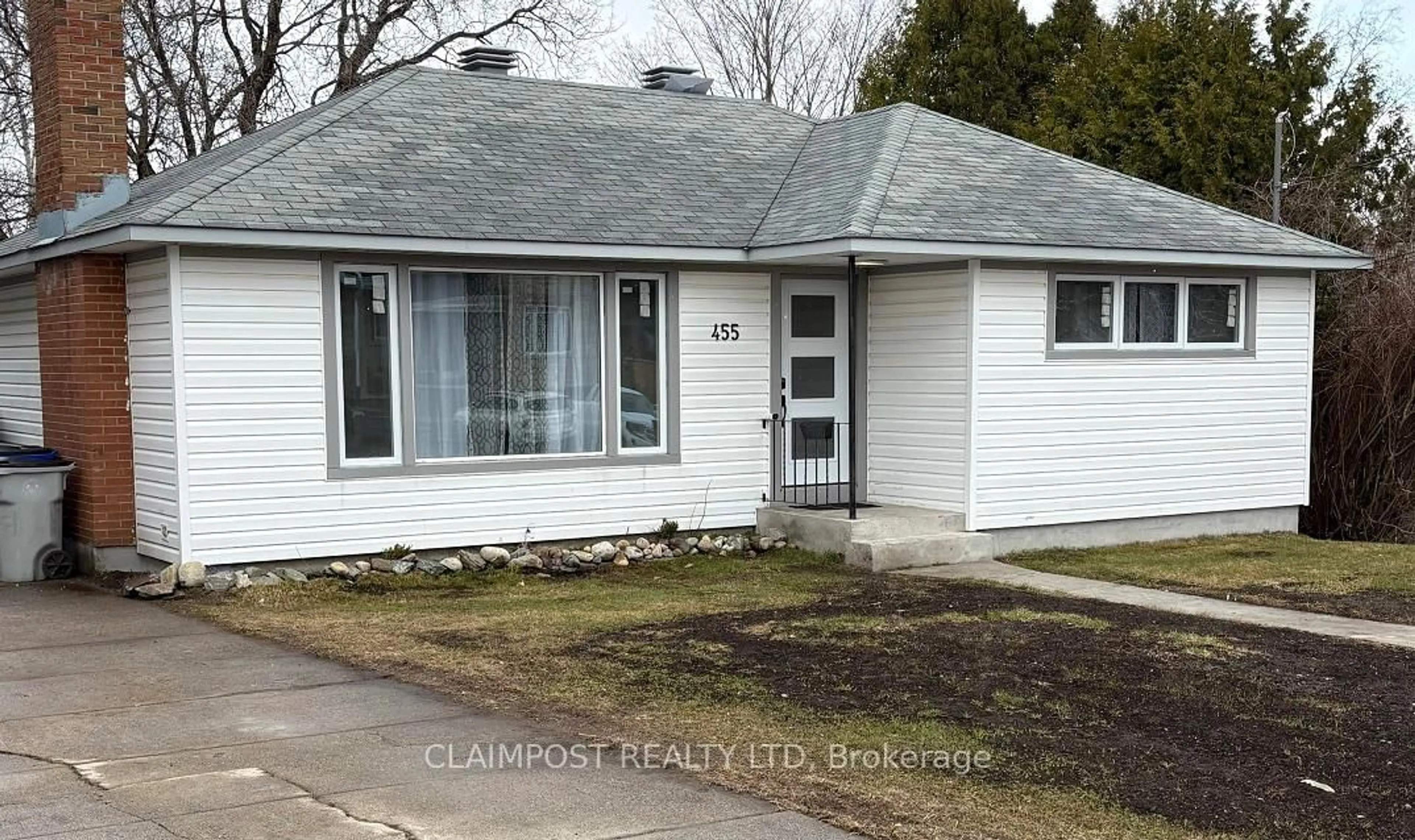 Home with vinyl exterior material, street for 455 Patricia Blvd, Timmins Ontario P4N 6Y9