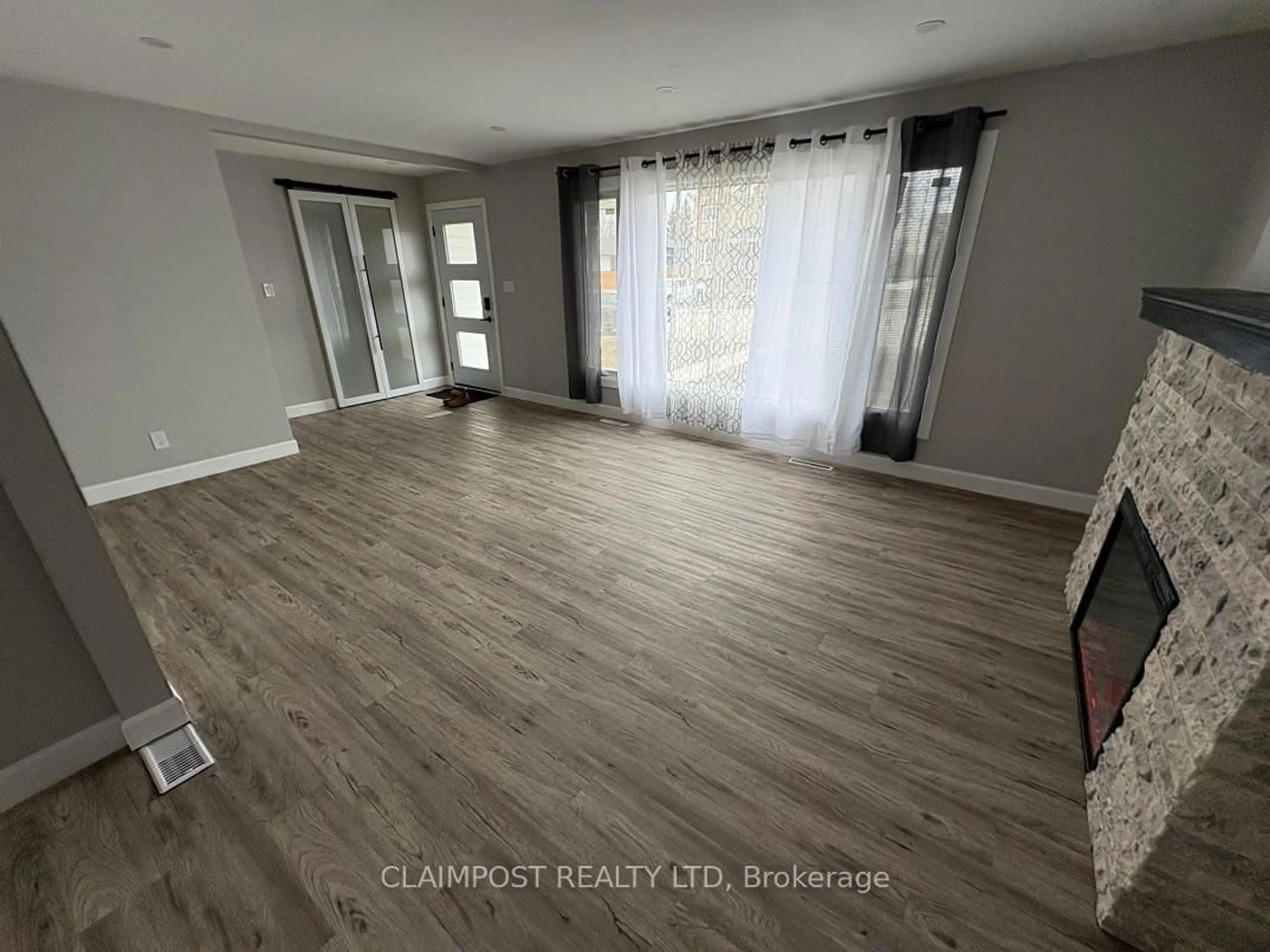 A pic of a room for 455 Patricia Blvd, Timmins Ontario P4N 6Y9
