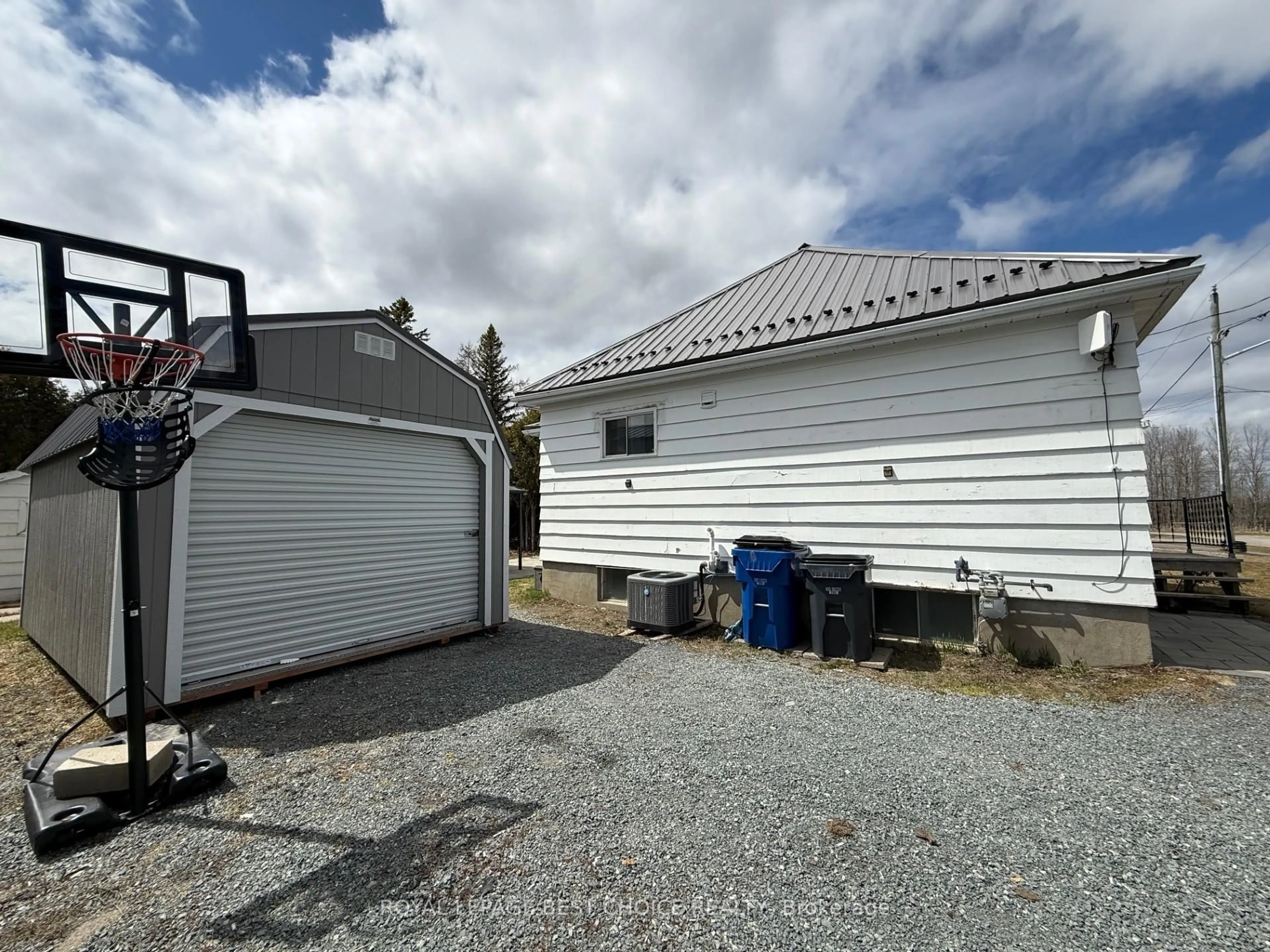 Unknown for 214 Haliburton Ave, Temiskaming Shores Ontario P0J 1P0