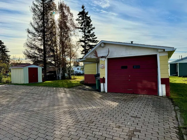 177 Elaine Ave, Smooth Rock Falls 4