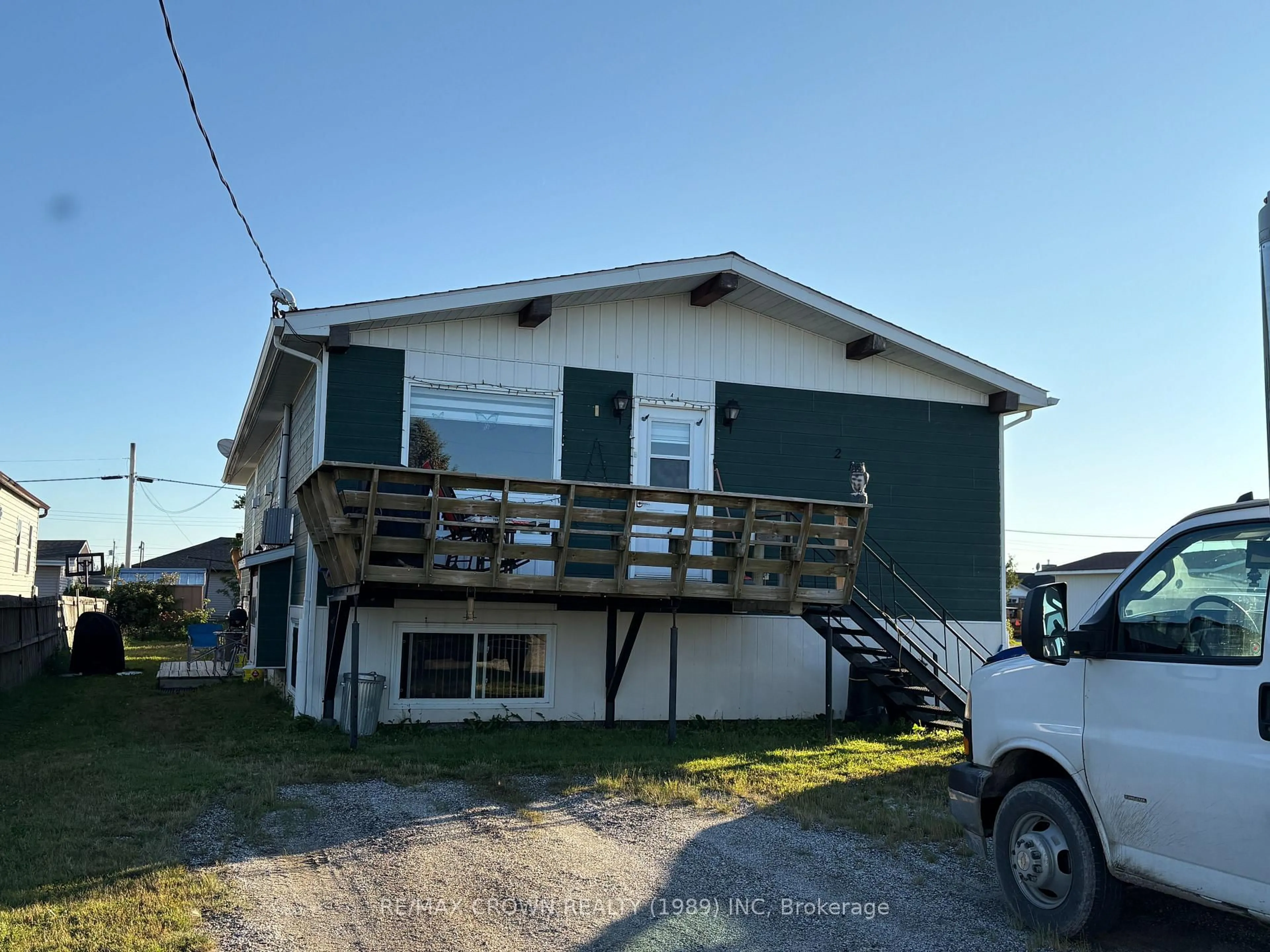 Home with vinyl exterior material, building for 213 Balmoral Ave, Mattice-Val Cote Ontario P0L 1T0