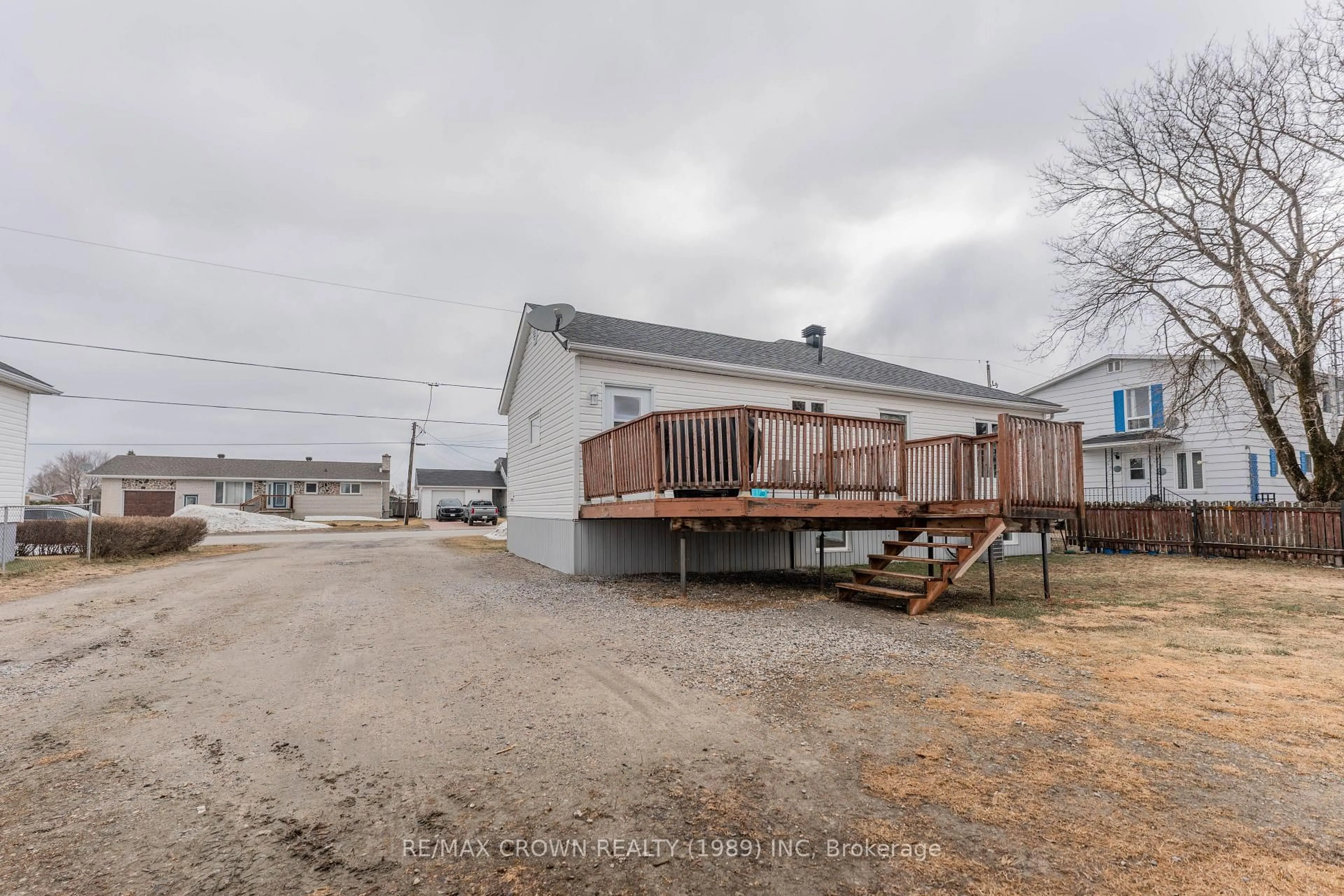 Unknown for 43 De L'Etang Blvd, Kapuskasing Ontario P5N 2M6