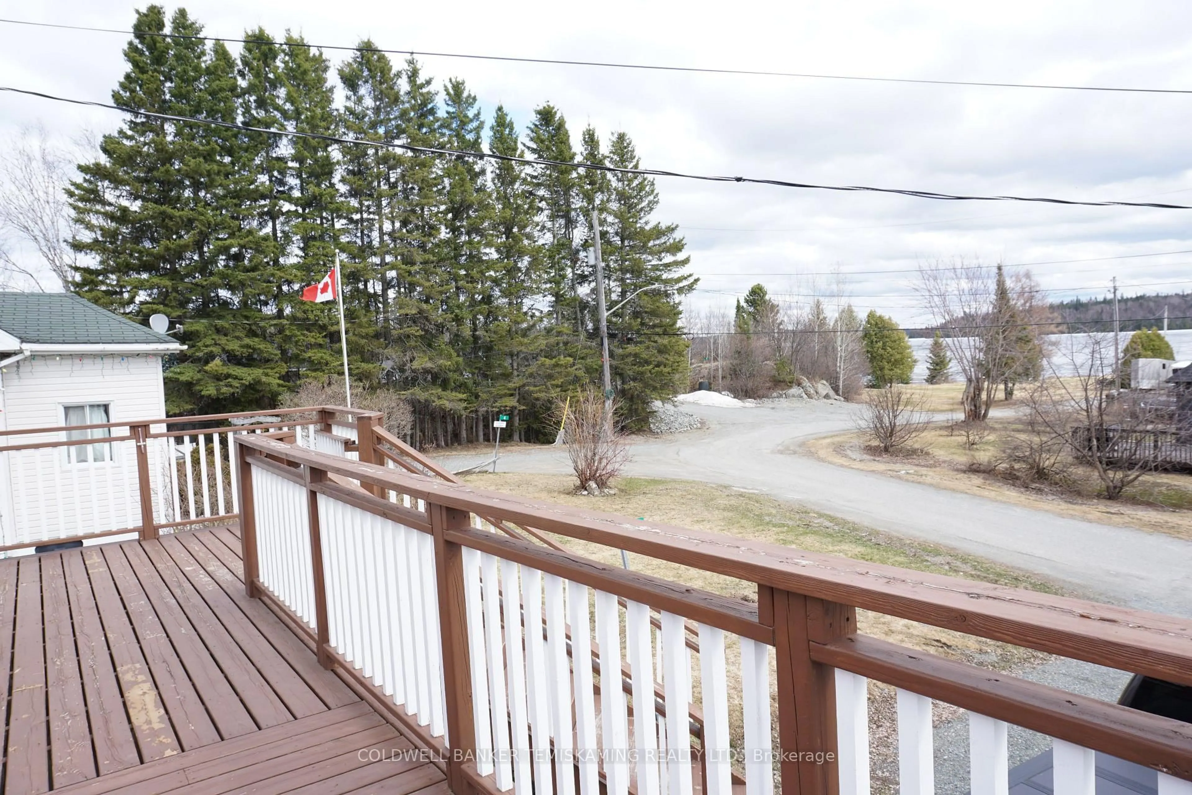 Patio, water/lake/river/ocean view for 6 FIFTH Ave, Kirkland Lake Ontario P0K 1L0