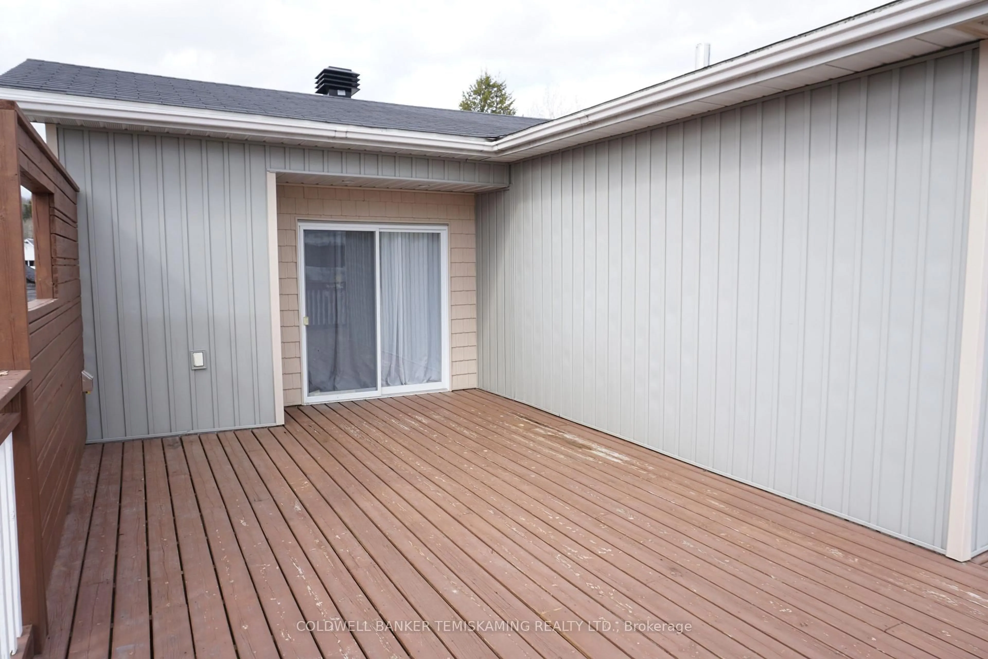 Patio, unknown for 6 FIFTH Ave, Kirkland Lake Ontario P0K 1L0