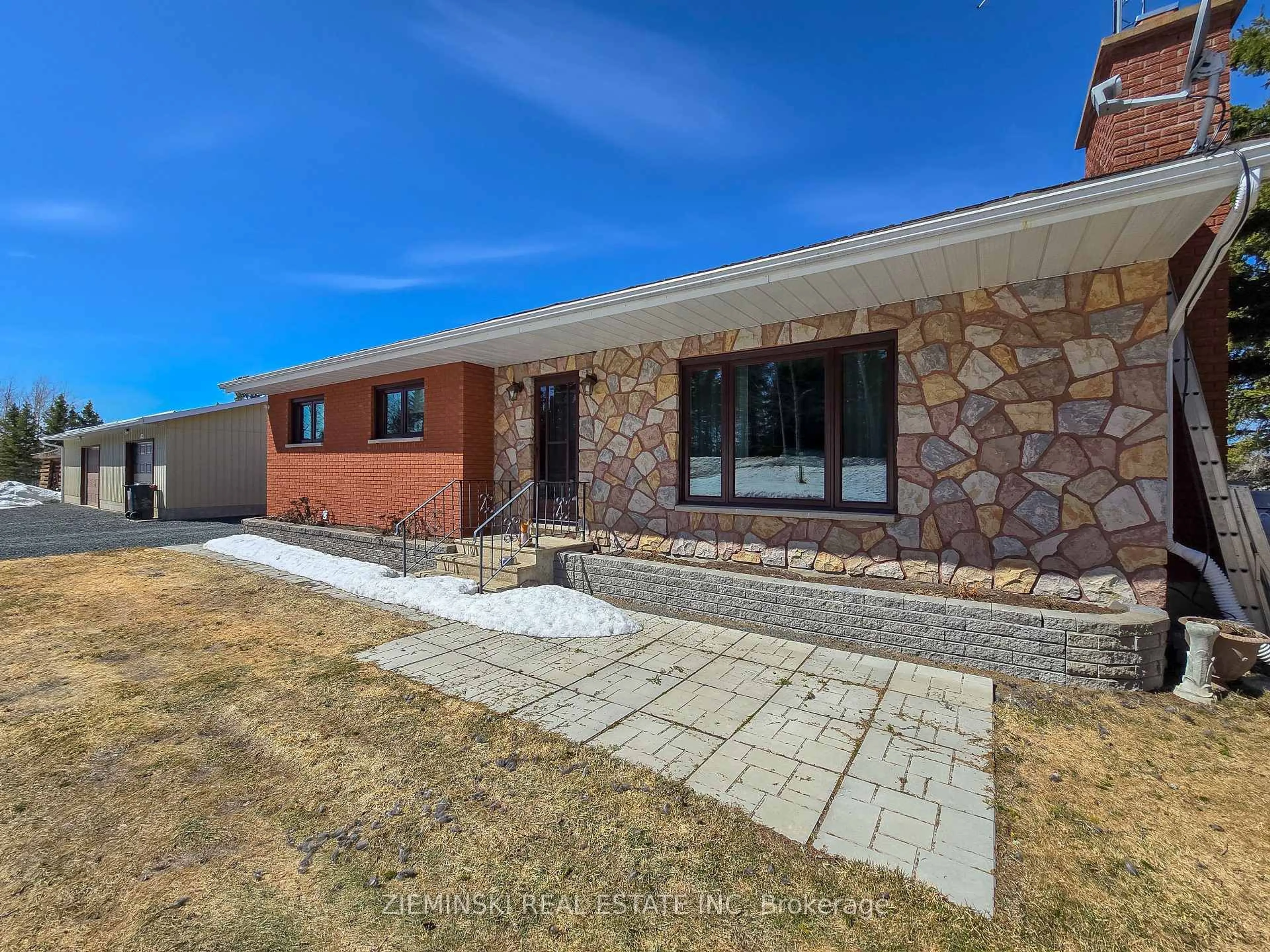 Home with brick exterior material, street for 1222 Majalahti Rd, Iroquois Falls Ontario P0K 1G0