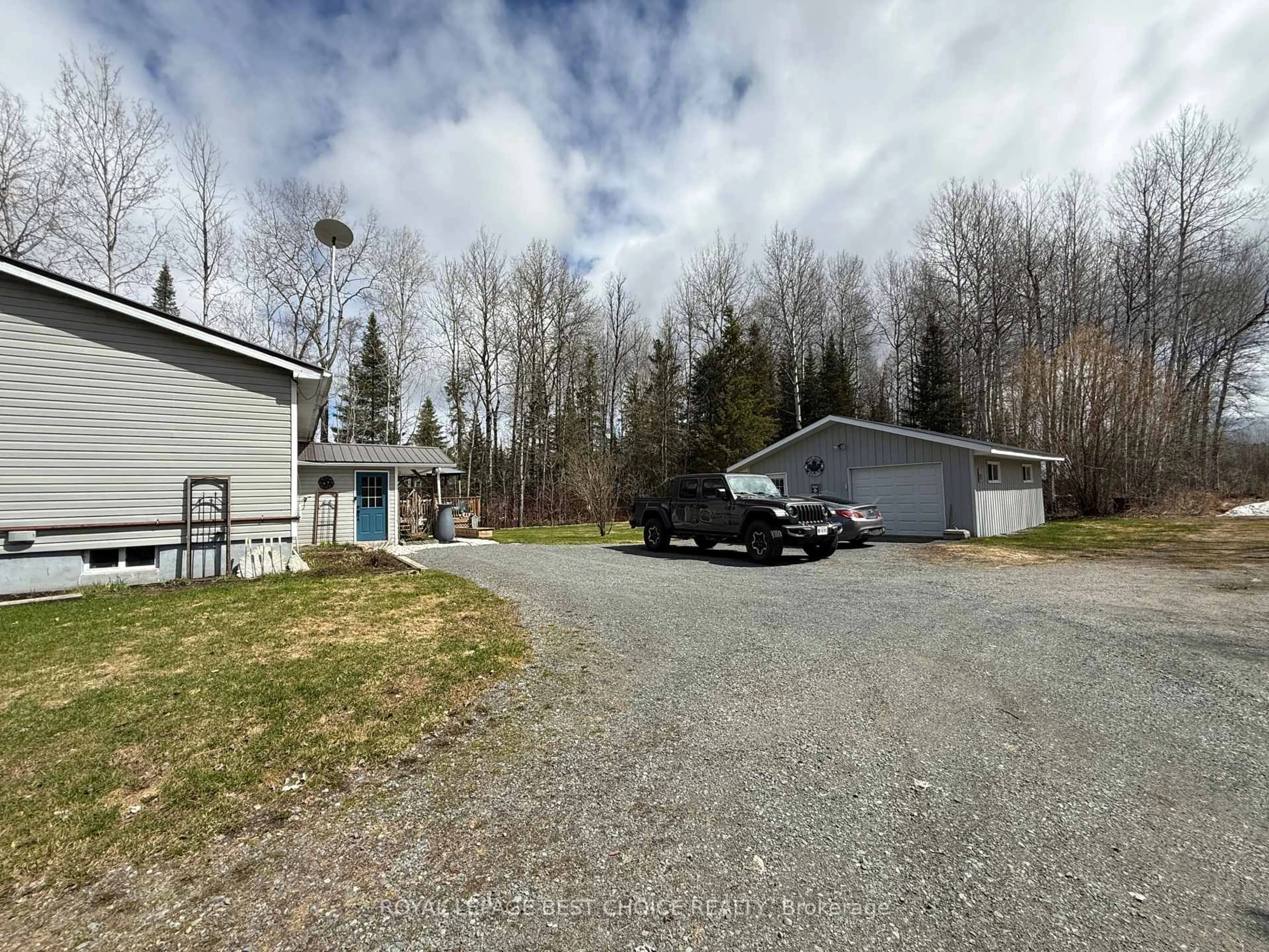 Unknown for 69 First St, Englehart Ontario P0J 1H0