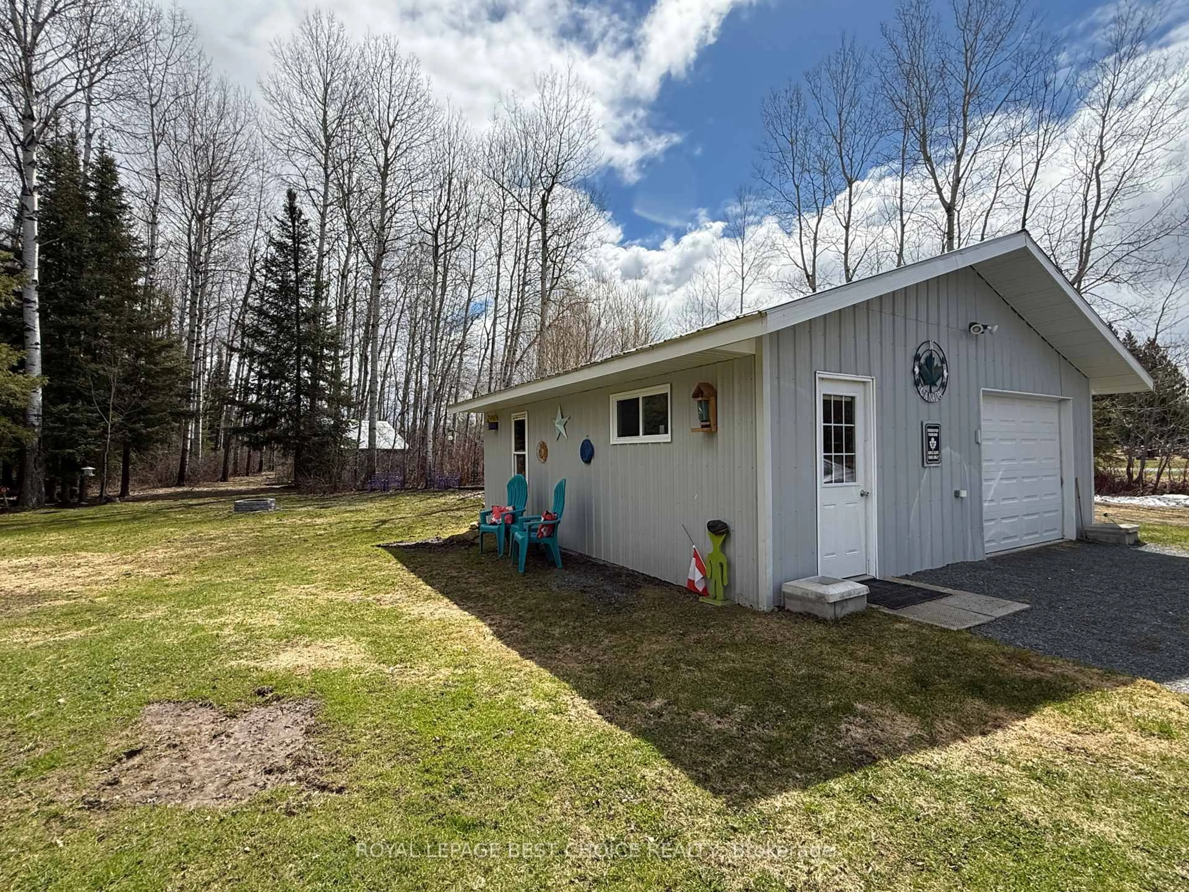 Shed for 69 First St, Englehart Ontario P0J 1H0