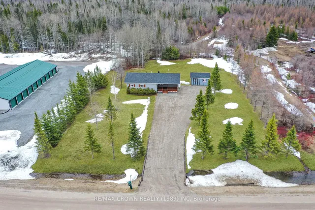 48 Remi Lake Rd #Moonbeam, Kapuskasing 2