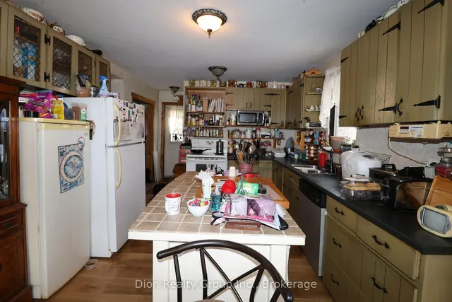 3120 Rosegrove Rd, Kirkland Lake 2