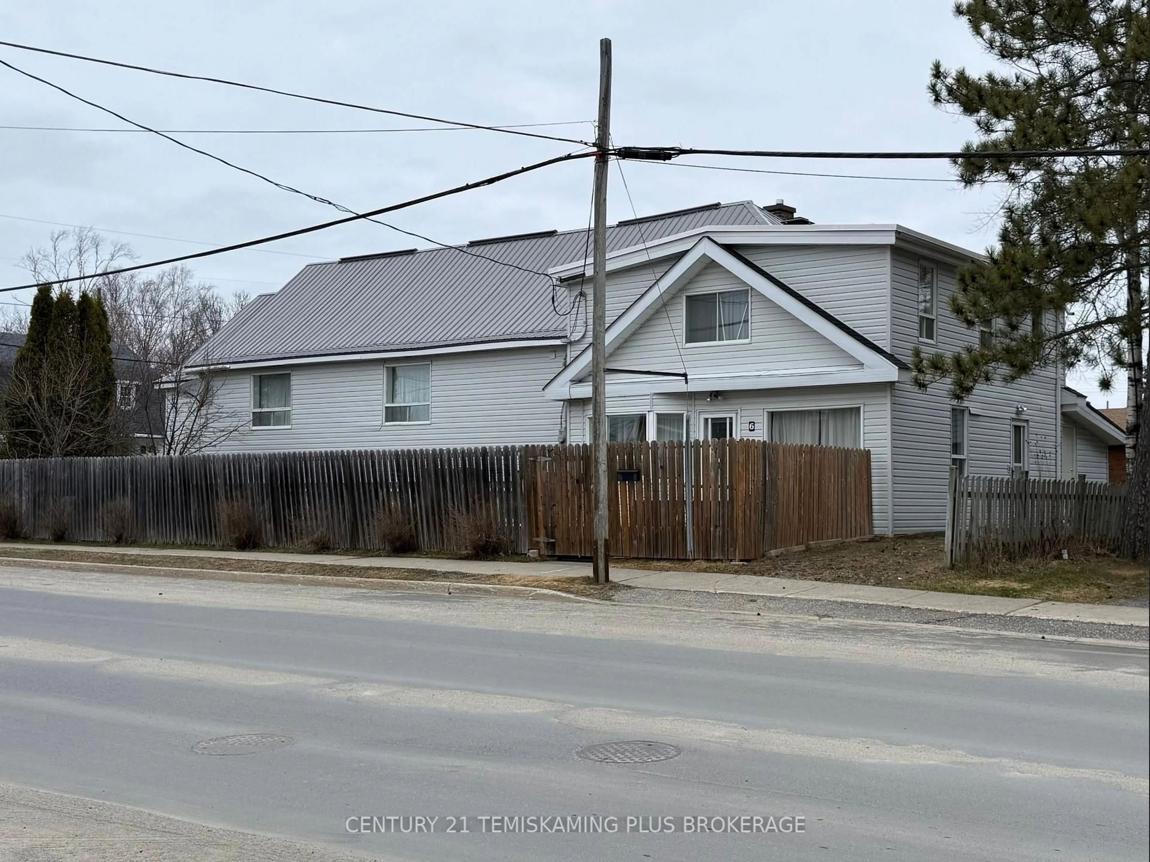 Unknown for 81 First St, Kirkland Lake Ontario P2N 1N4