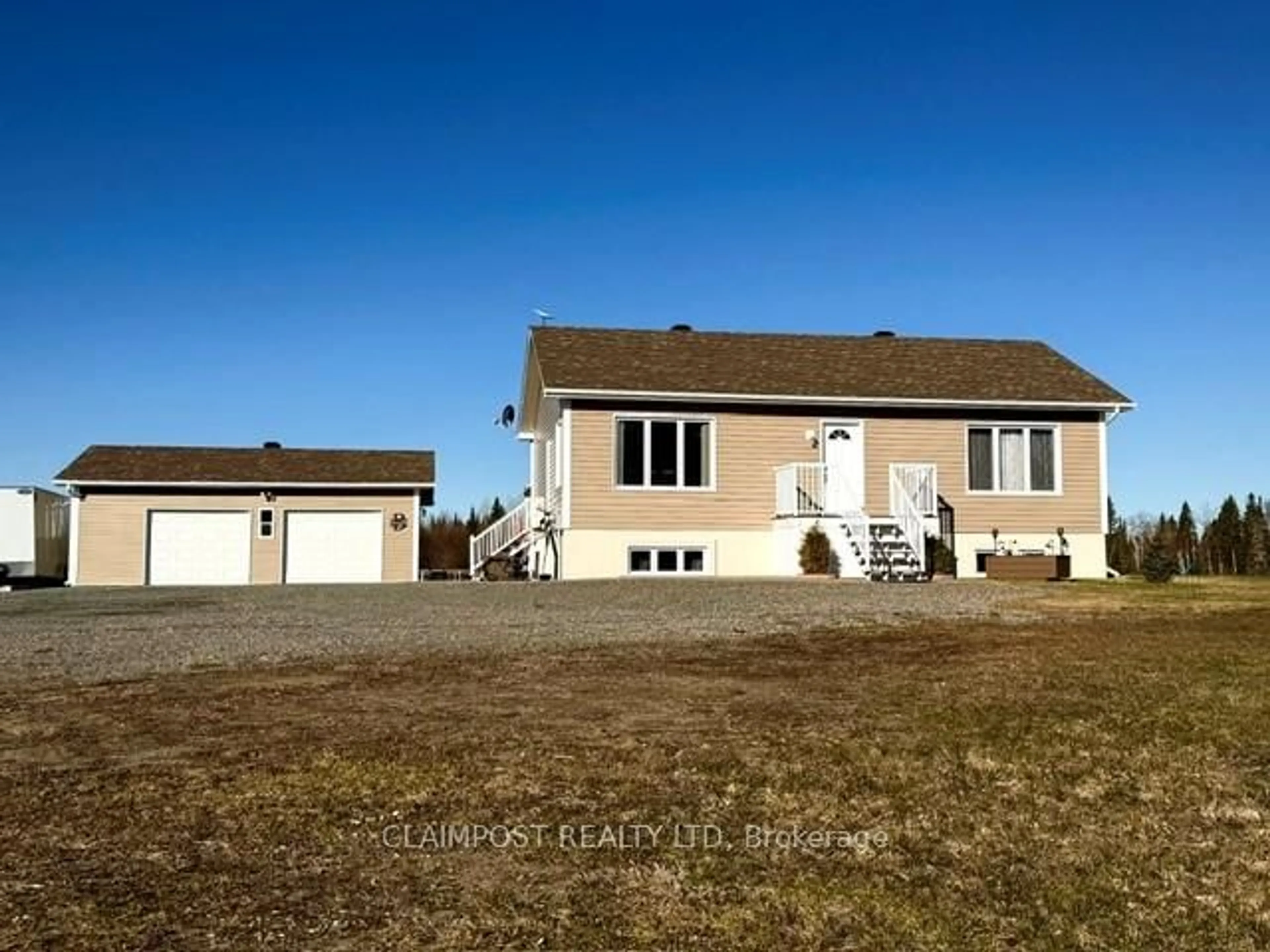 A pic from outside/outdoor area/front of a property/back of a property/a pic from drone, unknown for 2795 Kamiskotia Rd, Timmins Ontario P4R 0C8
