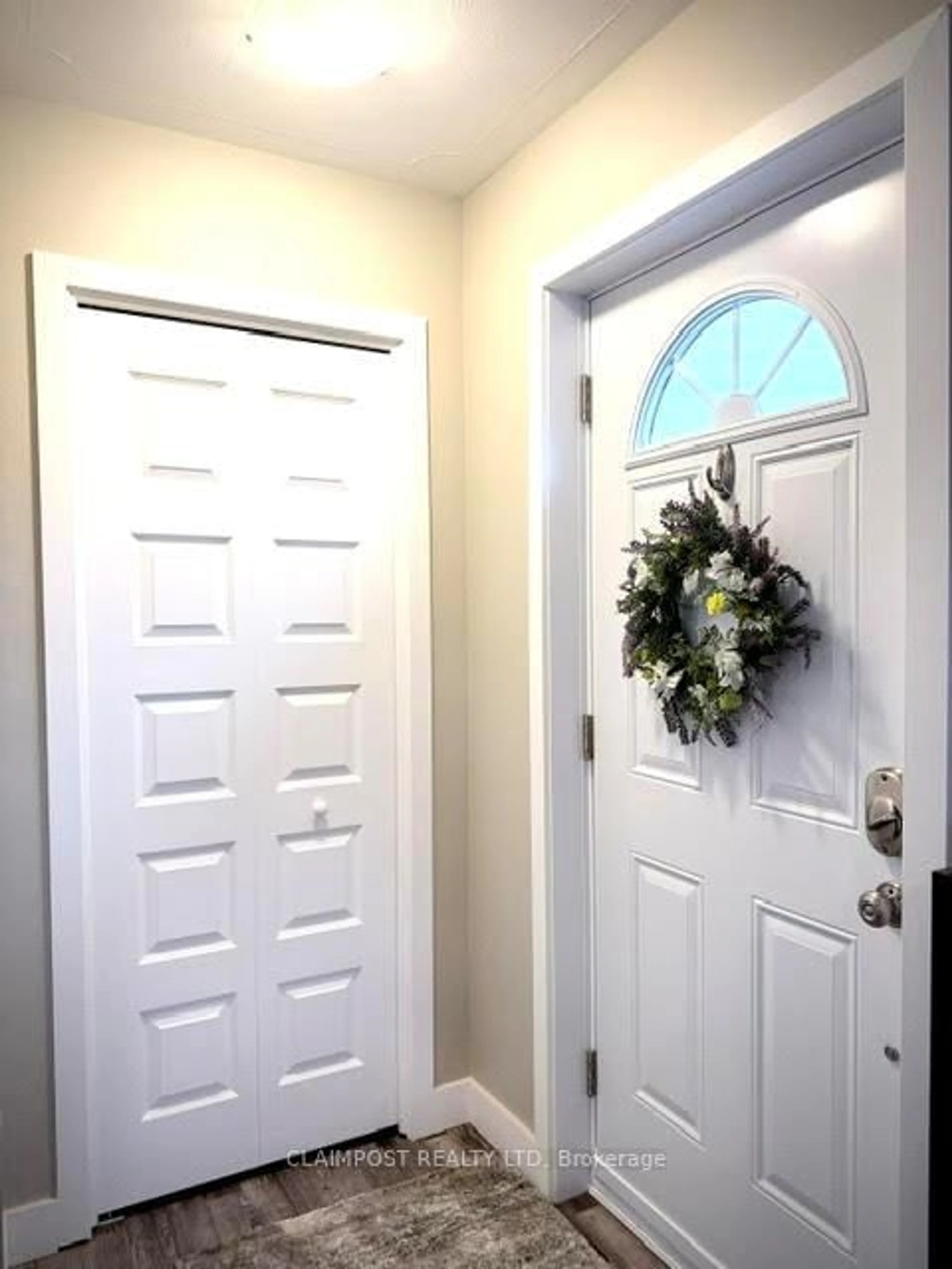 Indoor entryway for 2795 Kamiskotia Rd, Timmins Ontario P4R 0C8