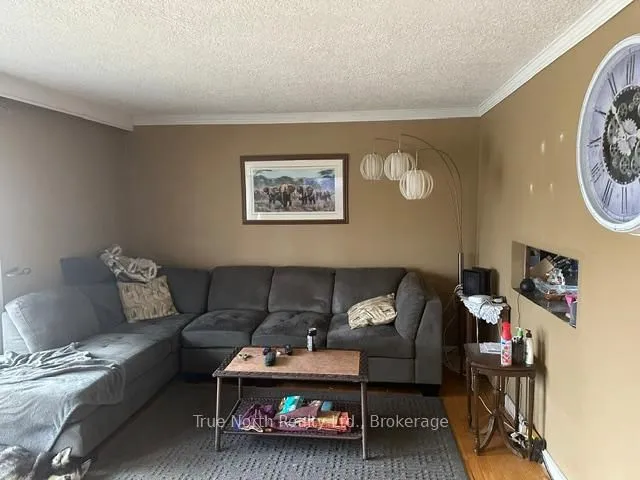 35 Ottawa St, Kapuskasing 5