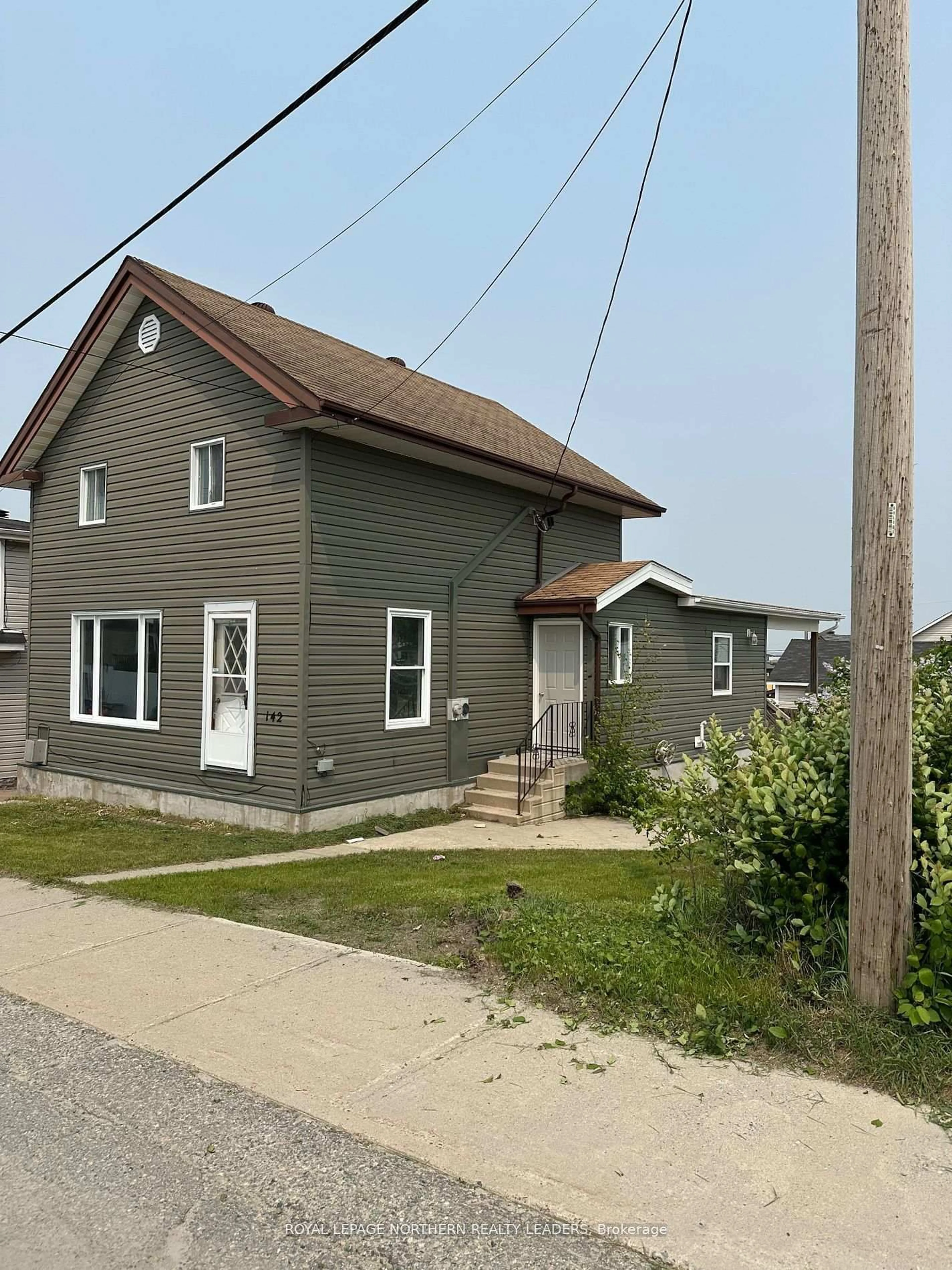 Unknown for 142 Kent Ave, Timmins Ontario P4N 3C1