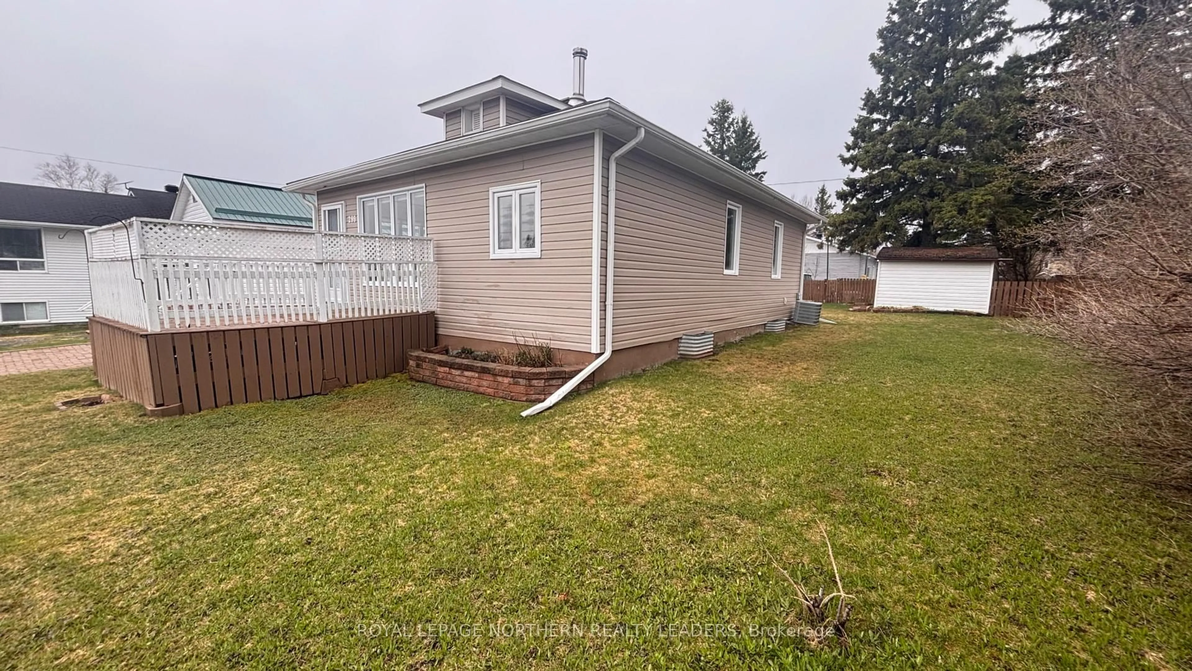 Unknown for 299 Third Ave, Cochrane Ontario P0L 1C0
