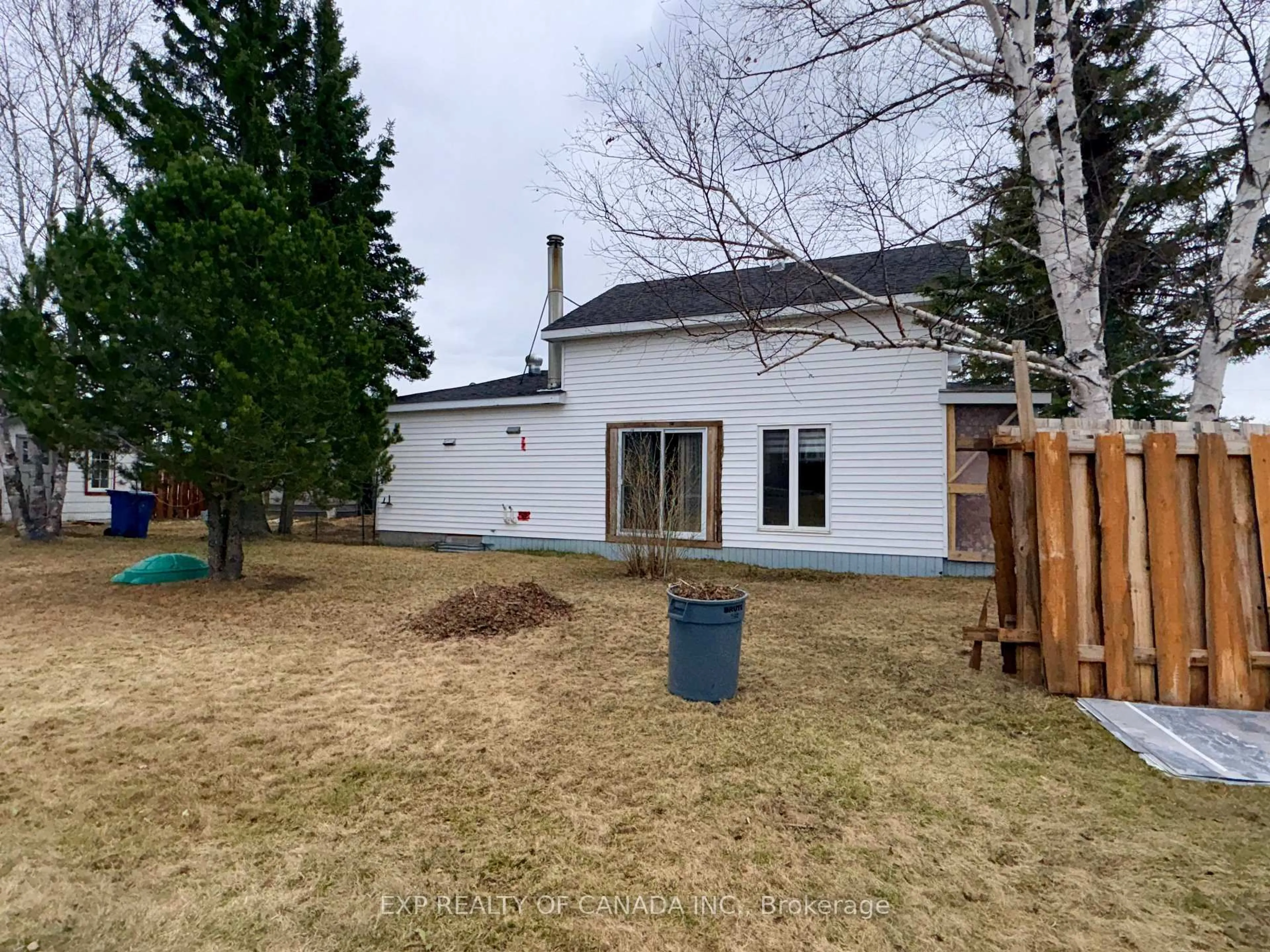 A pic from outside/outdoor area/front of a property/back of a property/a pic from drone, unknown for 633 Gleason Ave, Black River-Matheson Ontario P0K 1C0