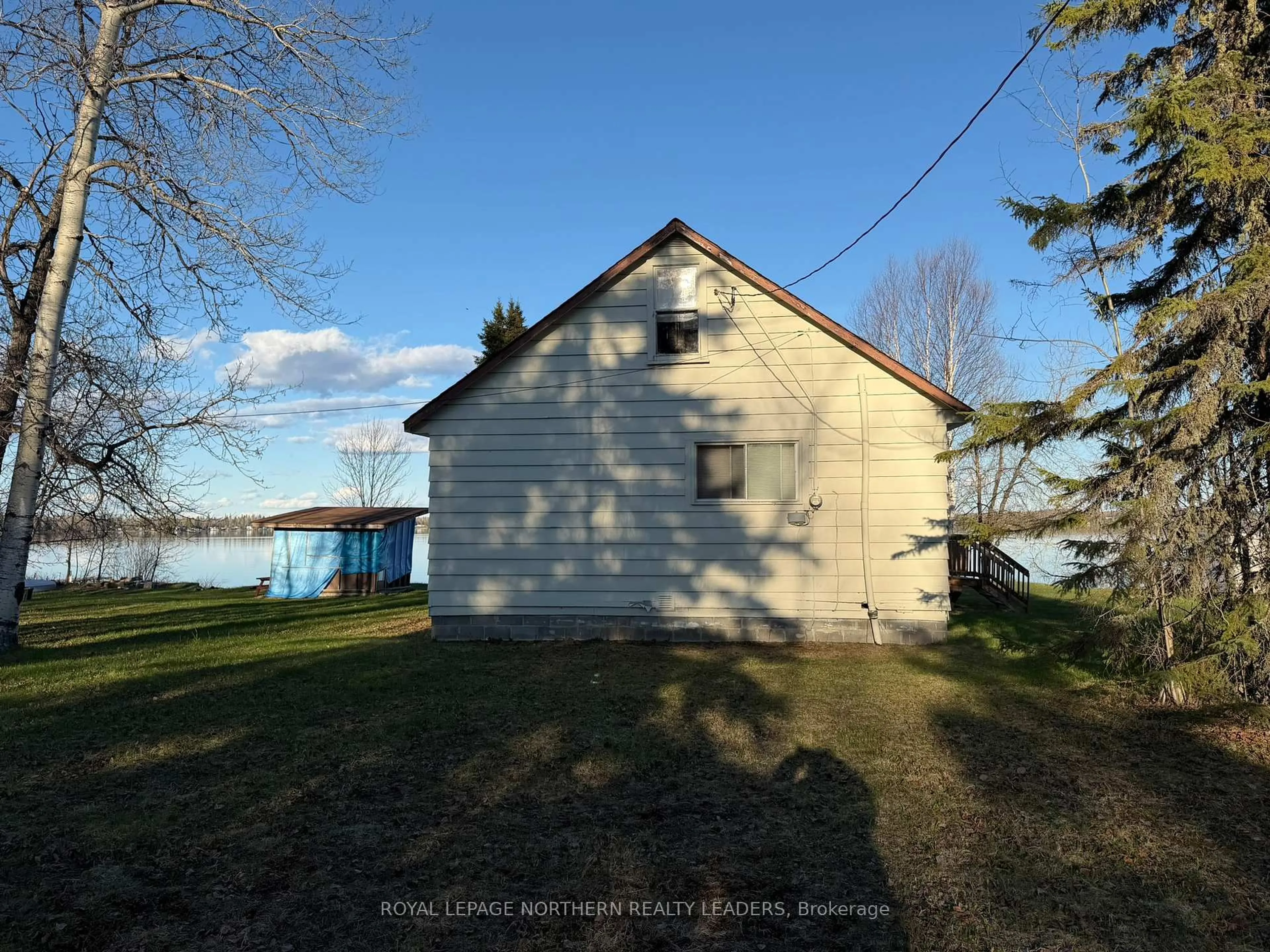 Shed for 633 Leclair Ave, Timmins Ontario P4R 0C1