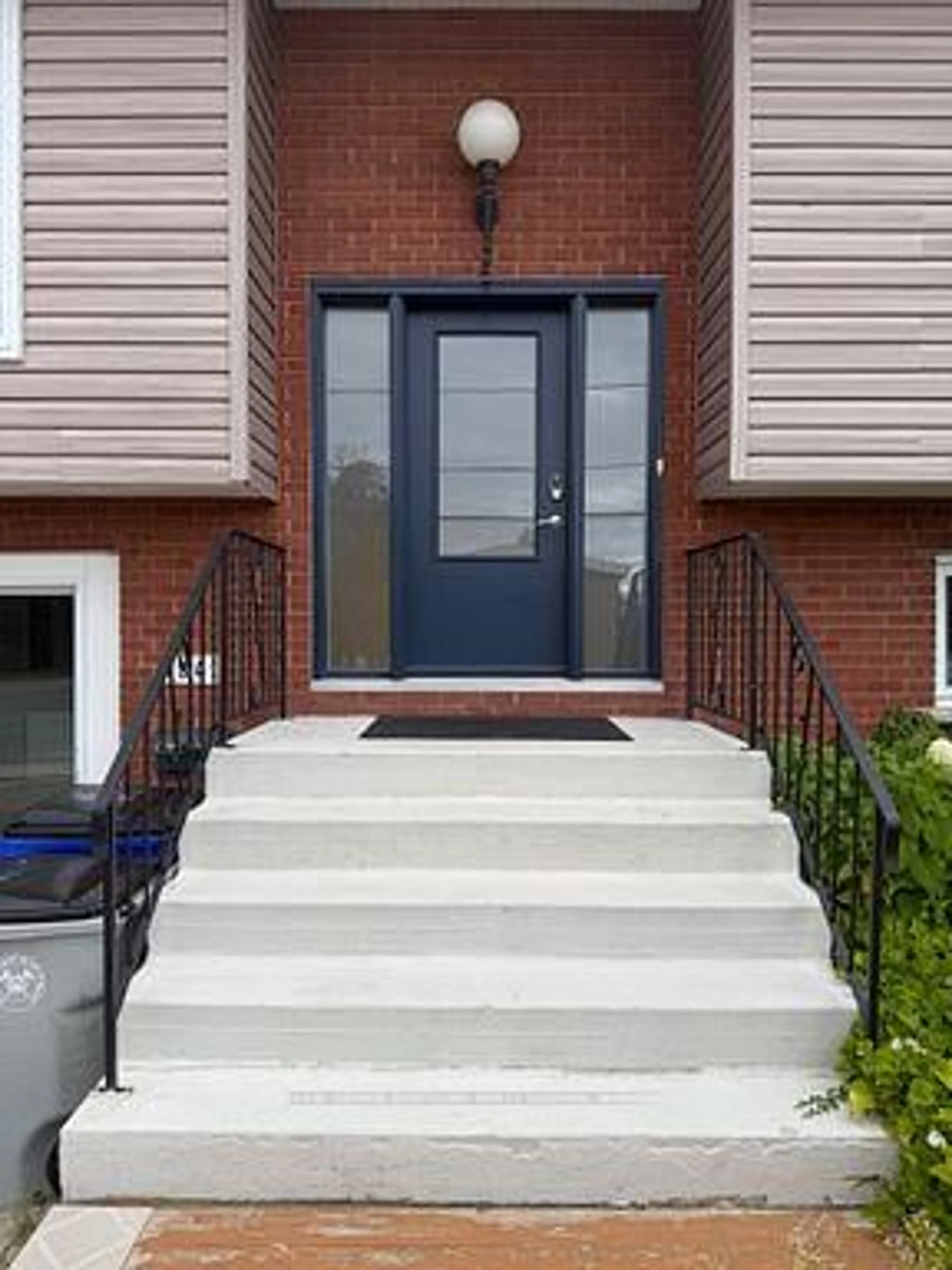 Indoor entryway for 84 Brousseau Ave, Timmins Ontario P4N 5Y2
