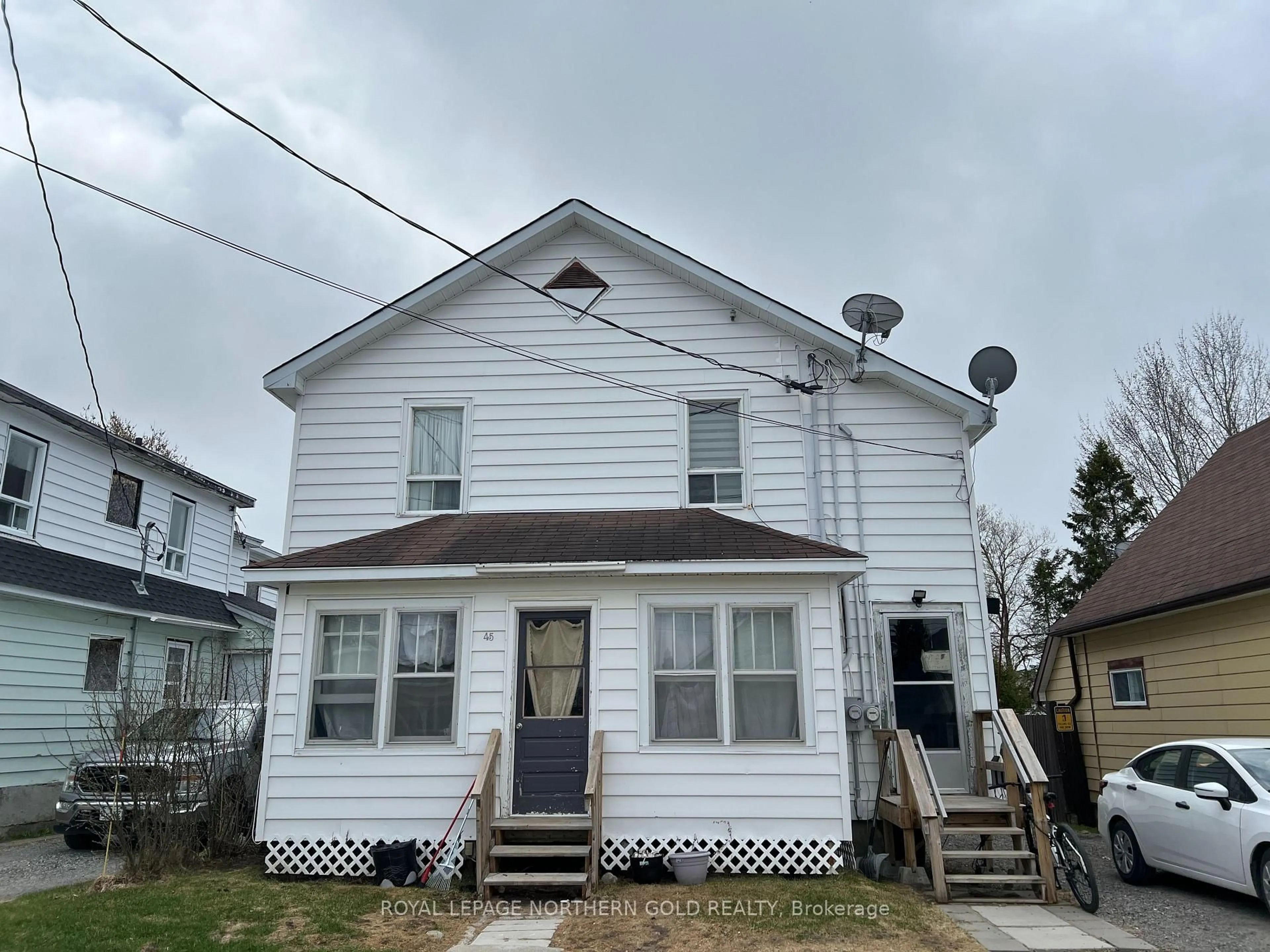 Home with vinyl exterior material, building for 45 Taylor Ave, Kirkland Lake Ontario P2N 2L3