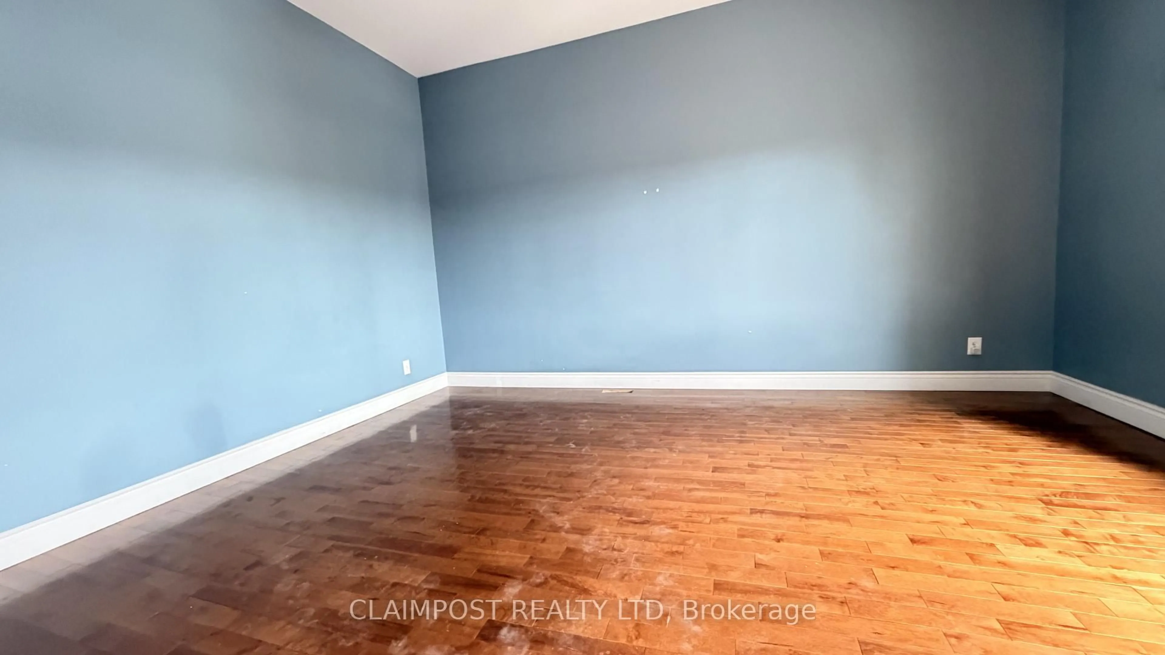 A pic of a room for 373 Commercial Ave, Timmins Ontario P4N 2X8