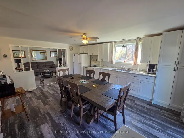 374886 11B Highway, Cobalt 5
