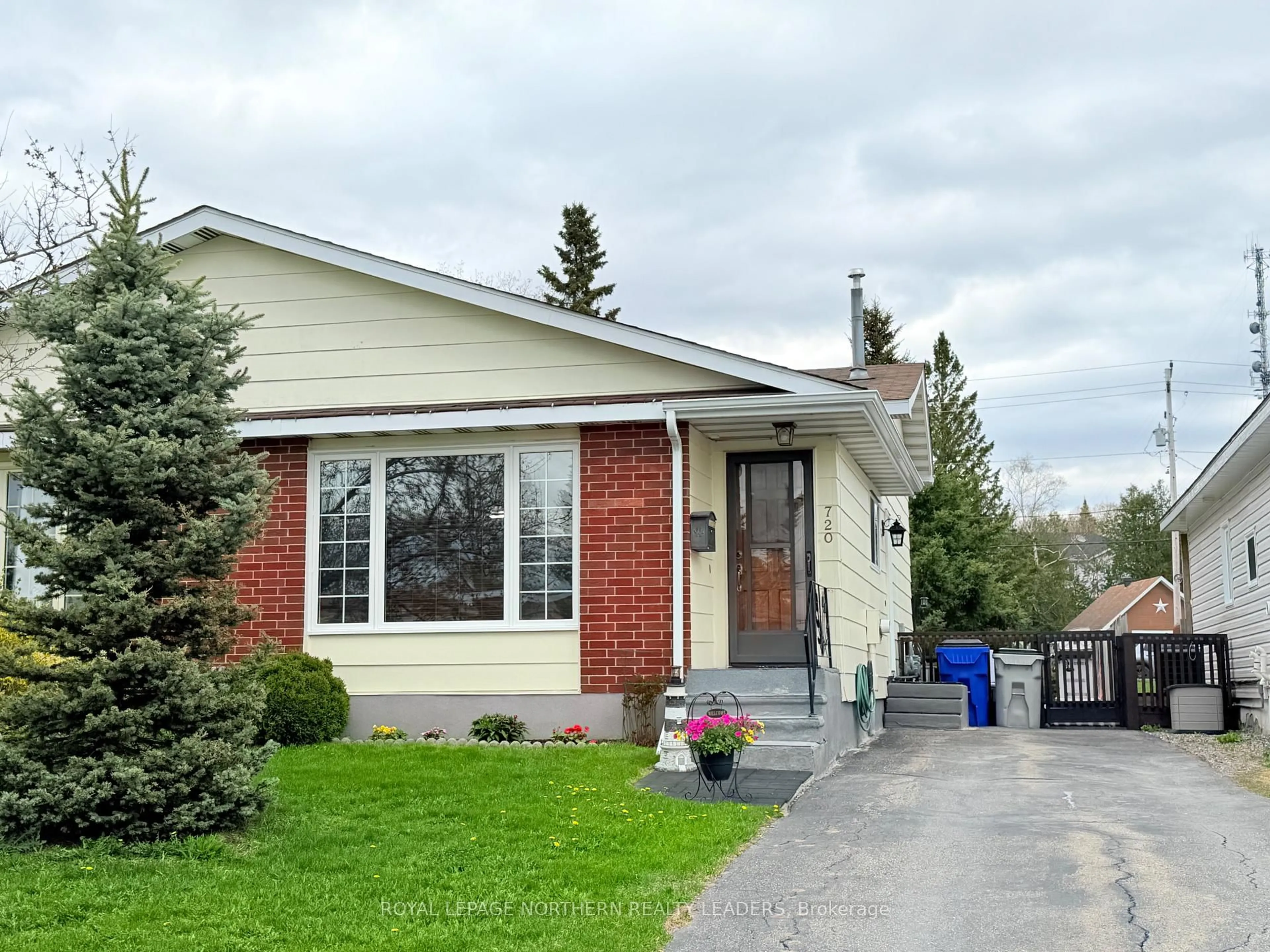 Home with brick exterior material, street for 720 Bartleman St, Timmins Ontario P4N 7W5