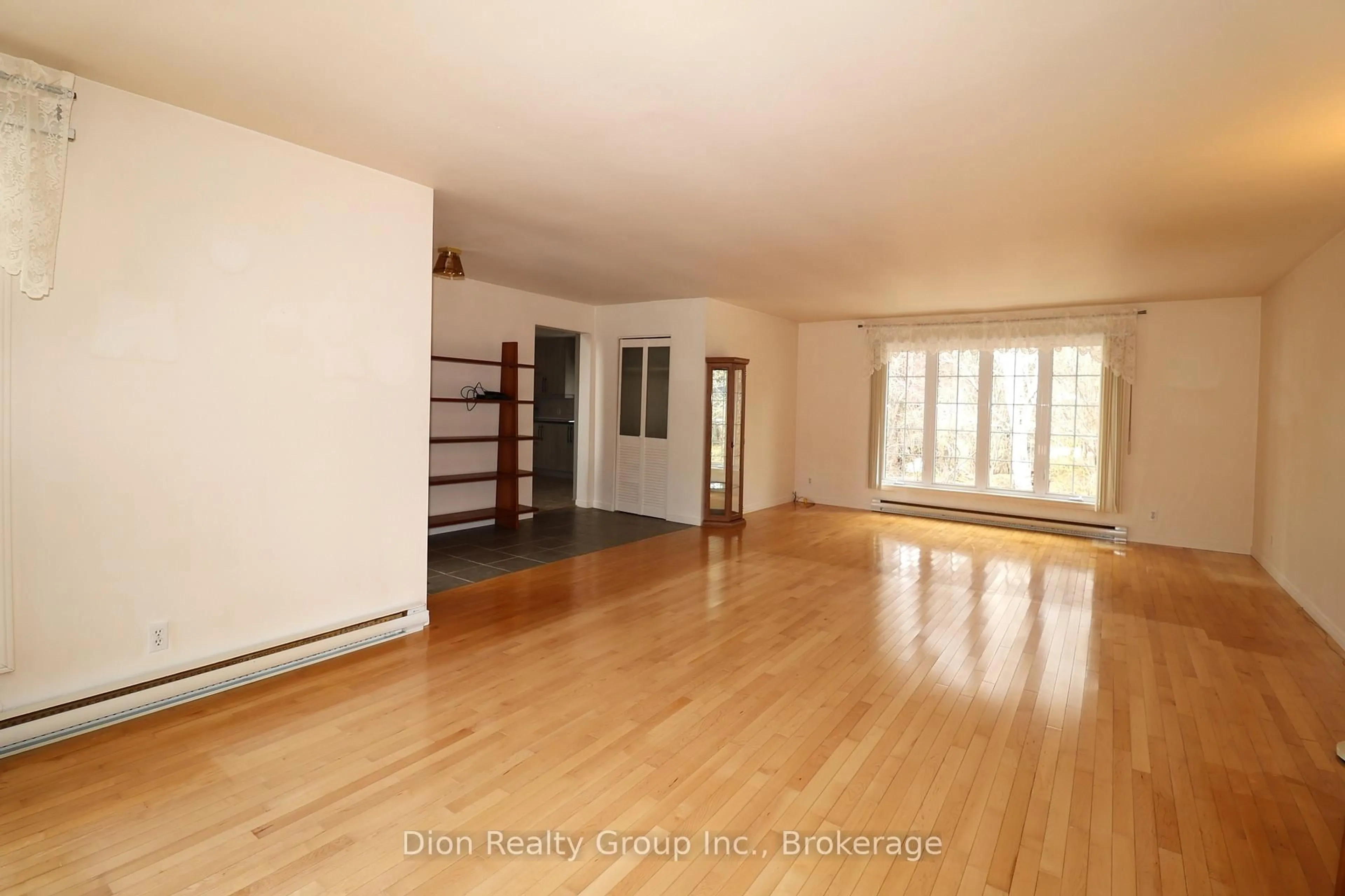 A pic of a room for 2005 Riverside Dr, Kirkland Lake Ontario P2N 3J1