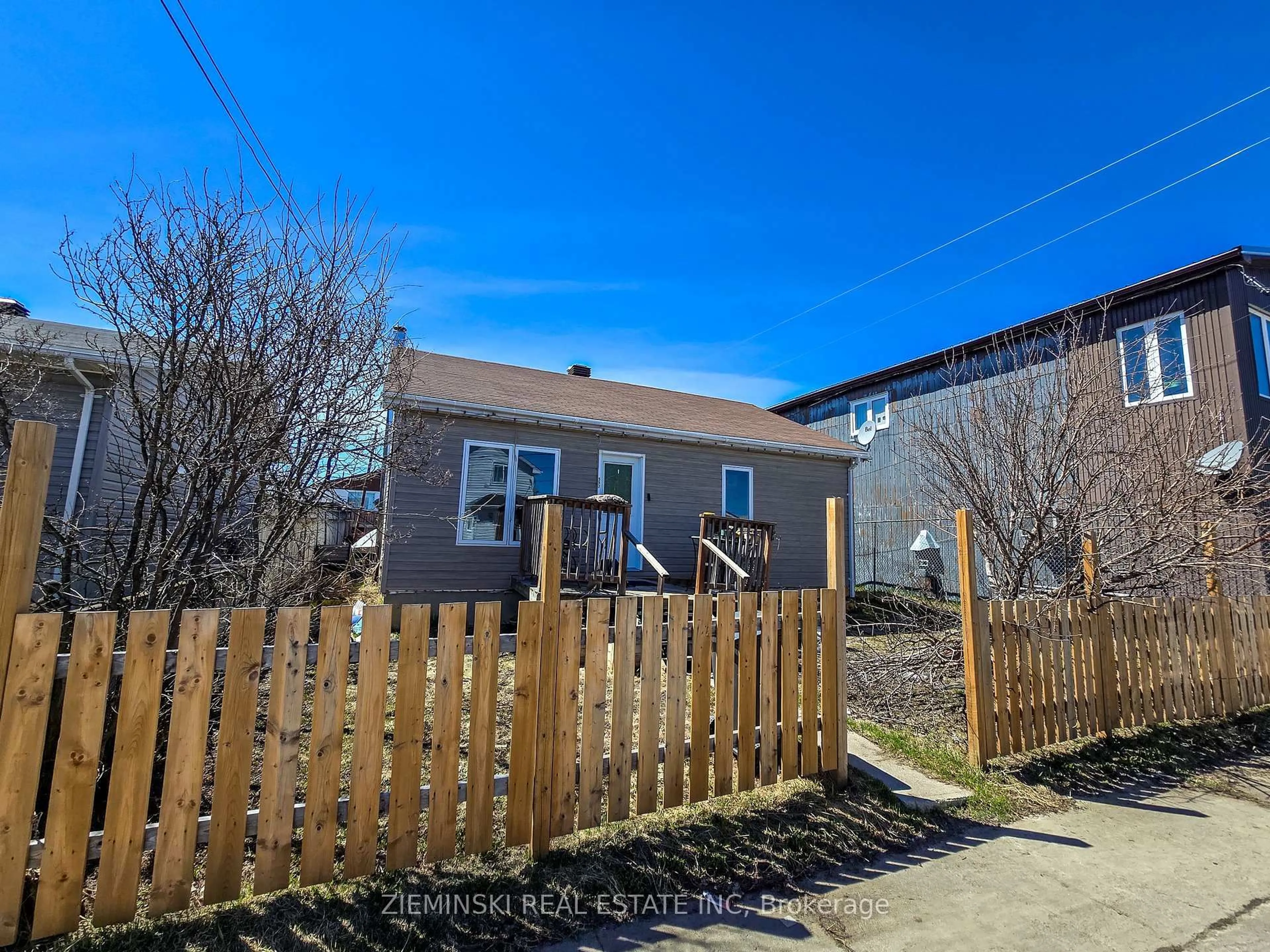 A pic from outside/outdoor area/front of a property/back of a property/a pic from drone, street for 553 D'Iberville Ave, Iroquois Falls Ontario P0K 1G0