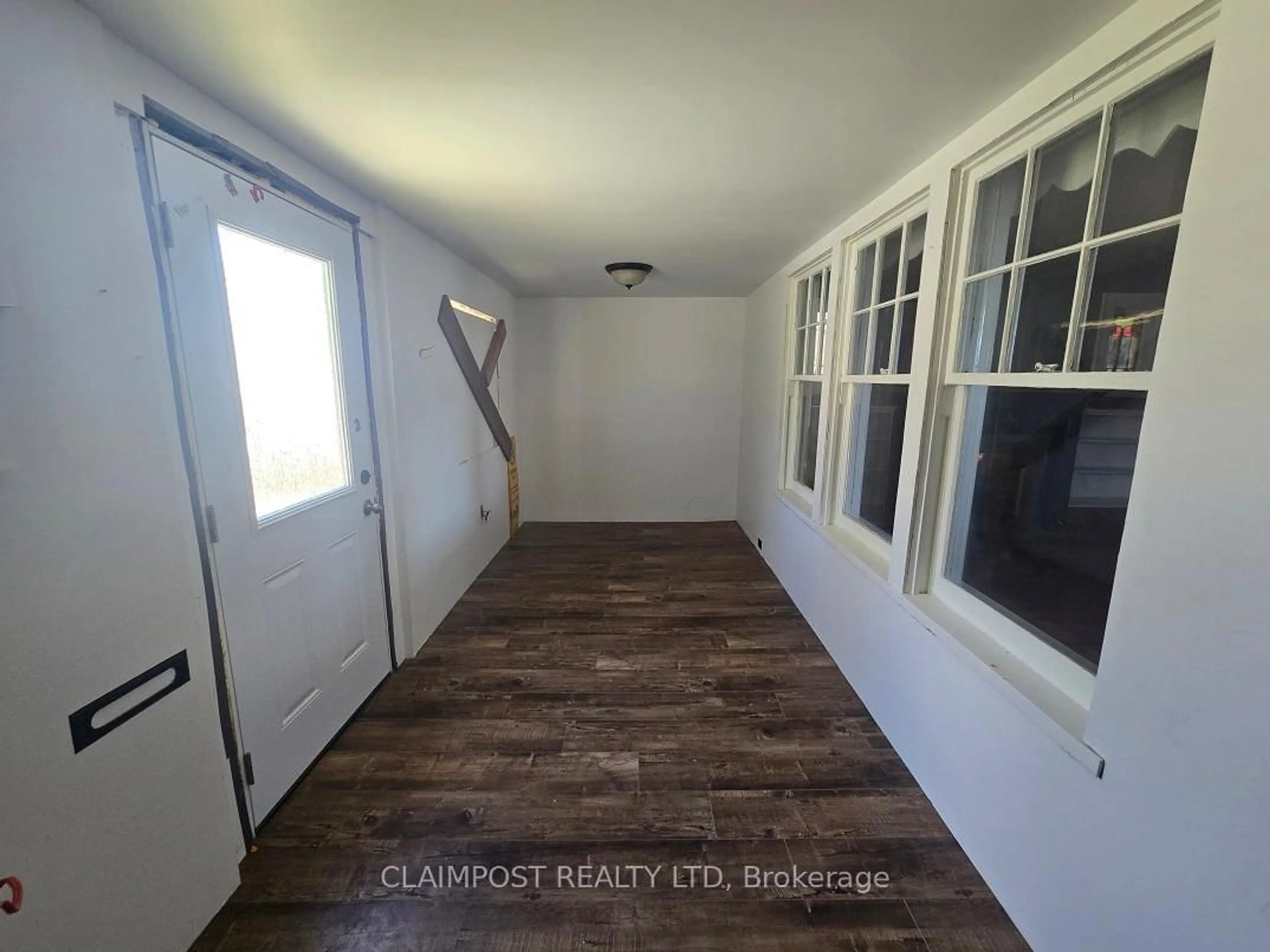 A pic of a room for 143 Tamarack St, Timmins Ontario P4N 6P7
