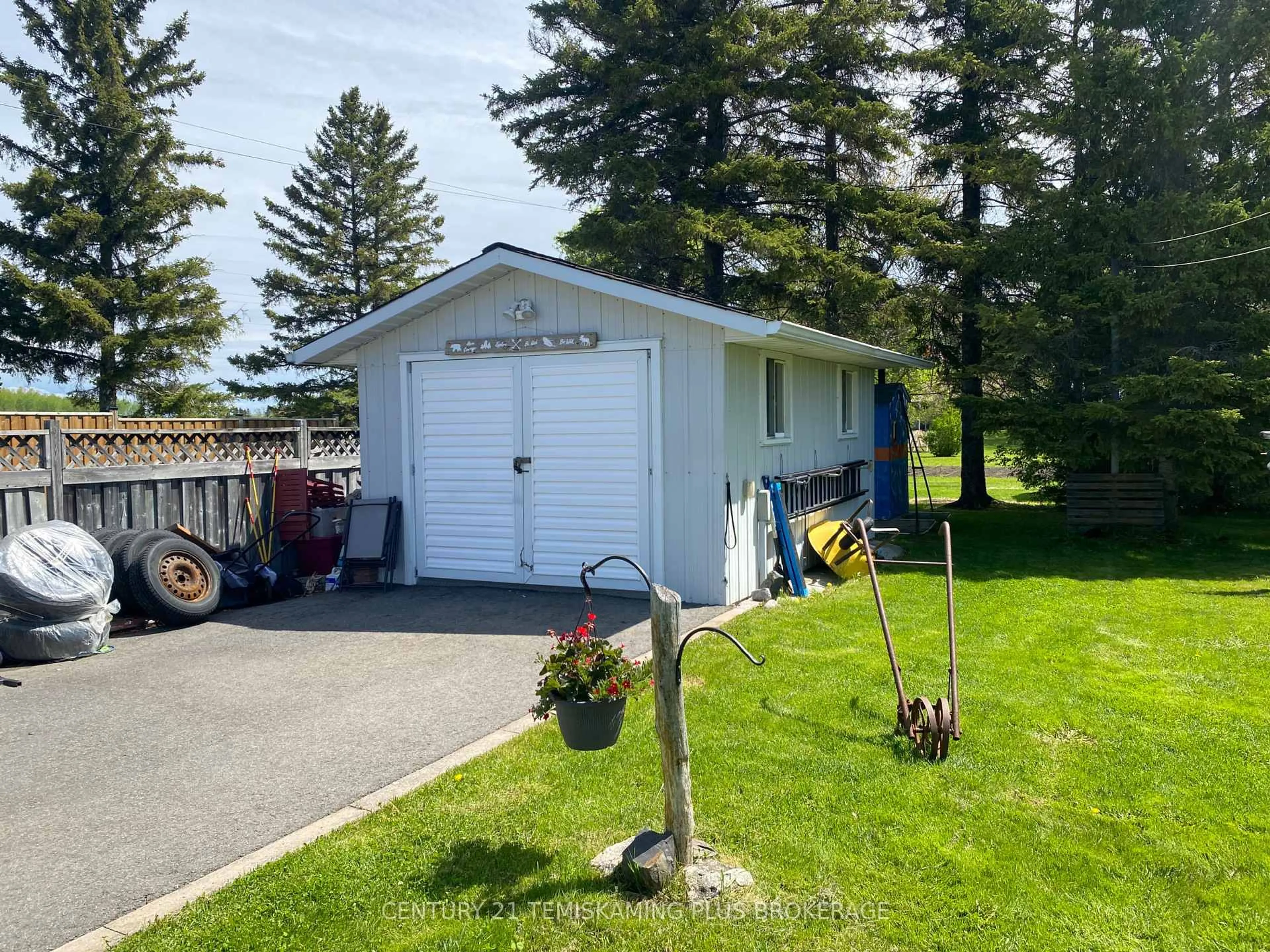 Shed for 249 Rebecca St, Temiskaming Shores Ontario P0J 1P0