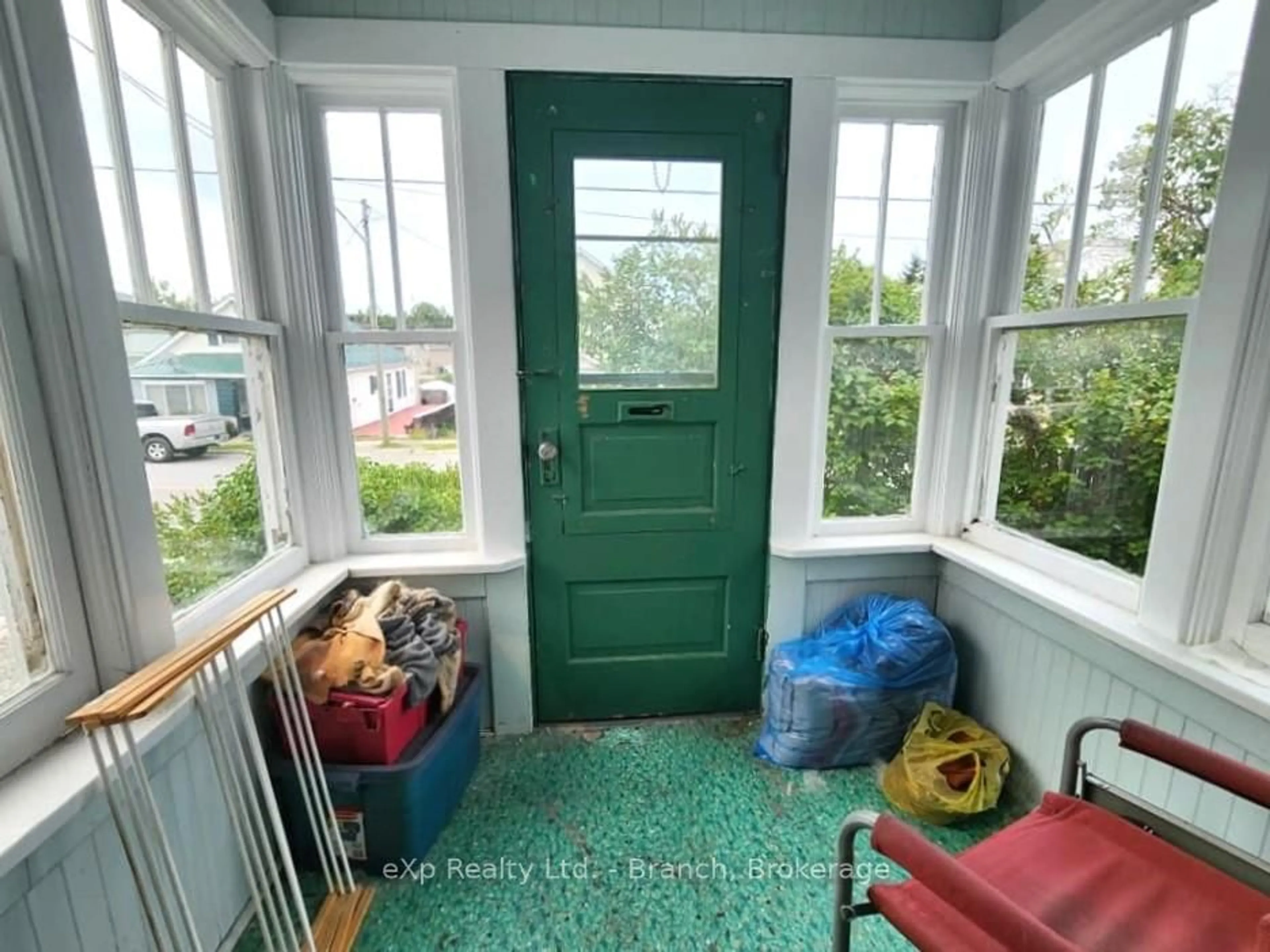 Indoor entryway for 35 Main St, Kirkland Lake Ontario P2N 3E2