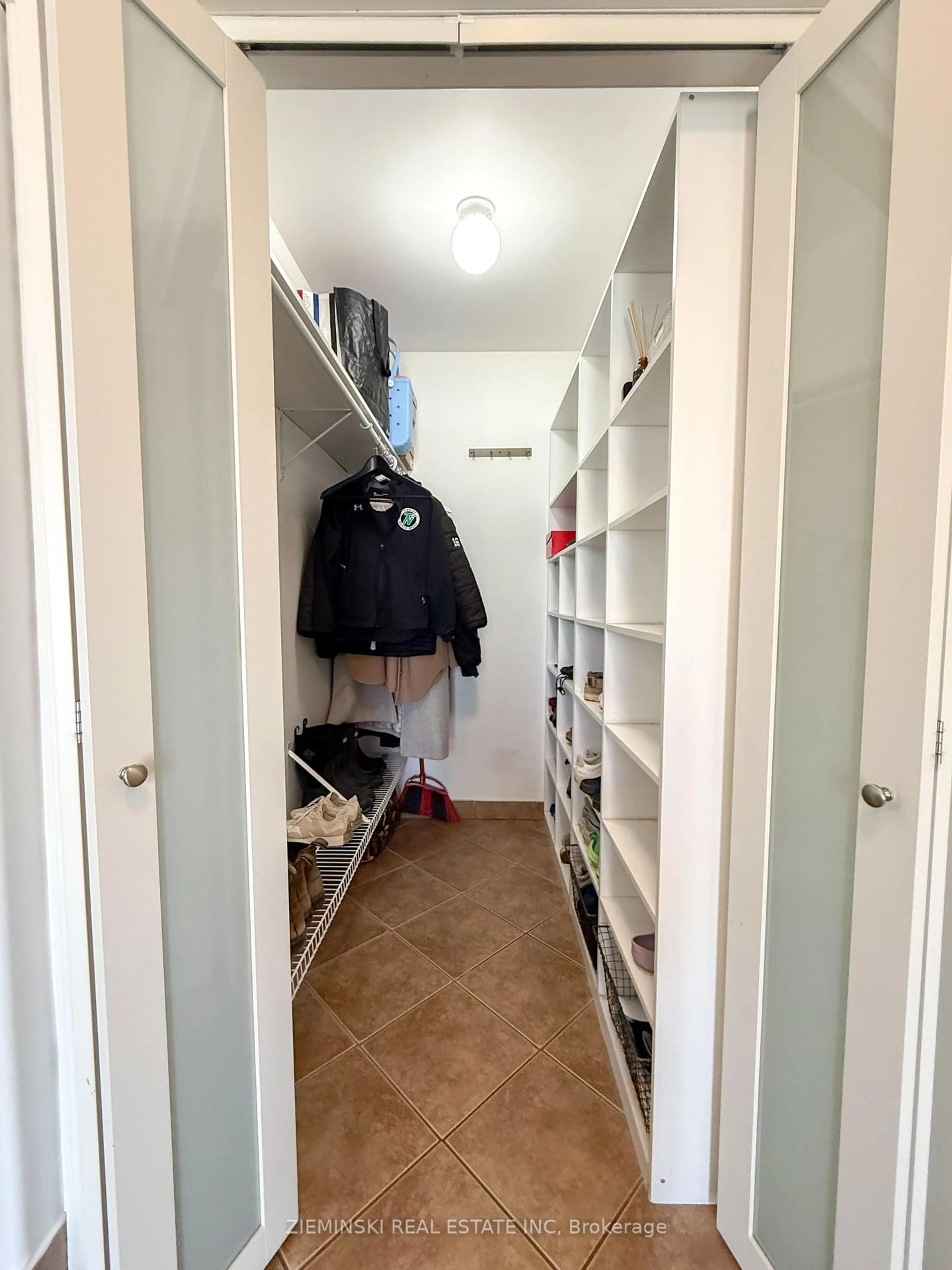 Storage room or clothes room or walk-in closet for 1179 Park Ave, Timmins Ontario P4R 1M3